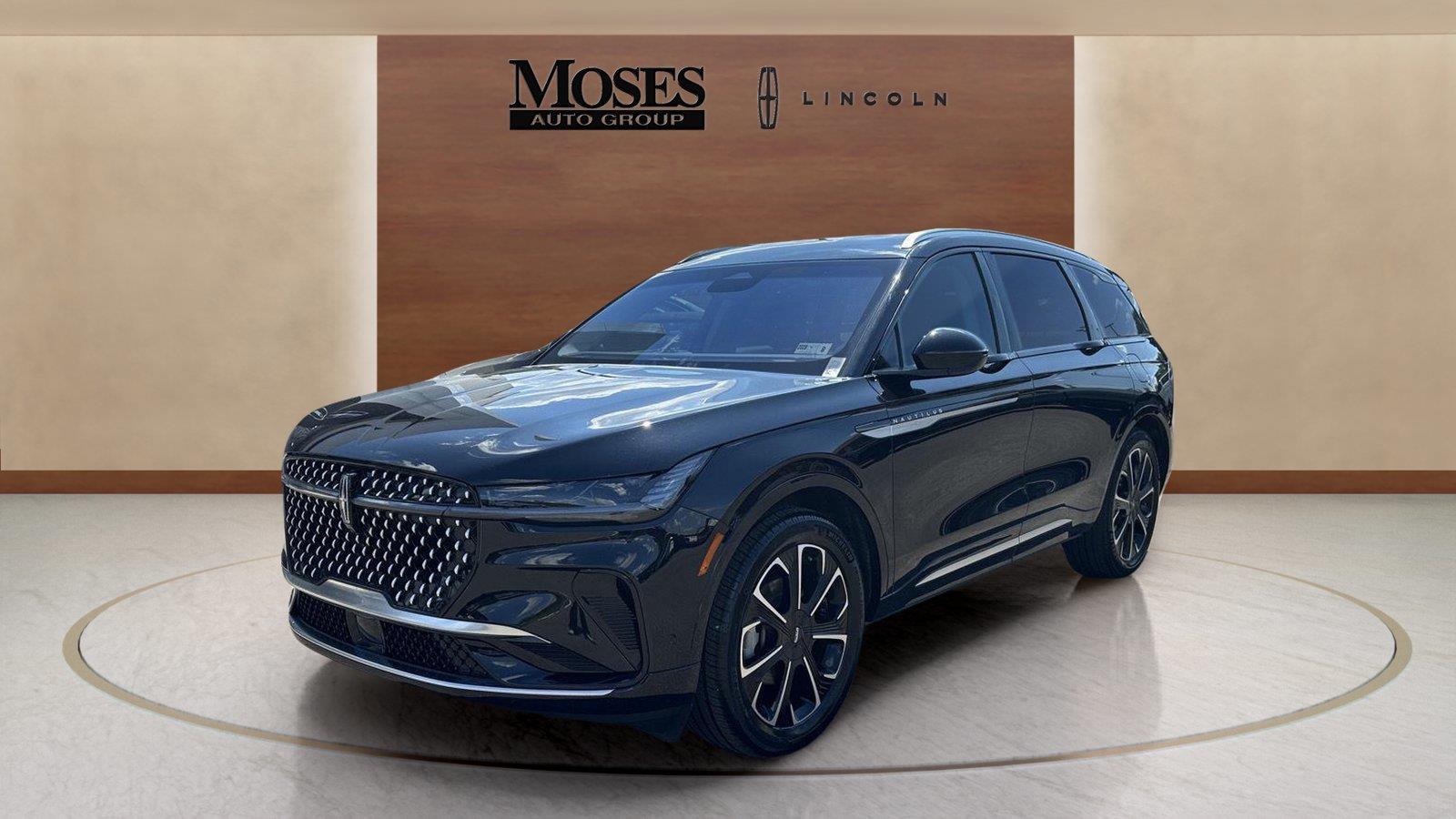Infinite Black Metallic Clearcoat 2024 Lincoln Nautilus SUV / Crossover All-Wheel Drive 8-Speed Automatic