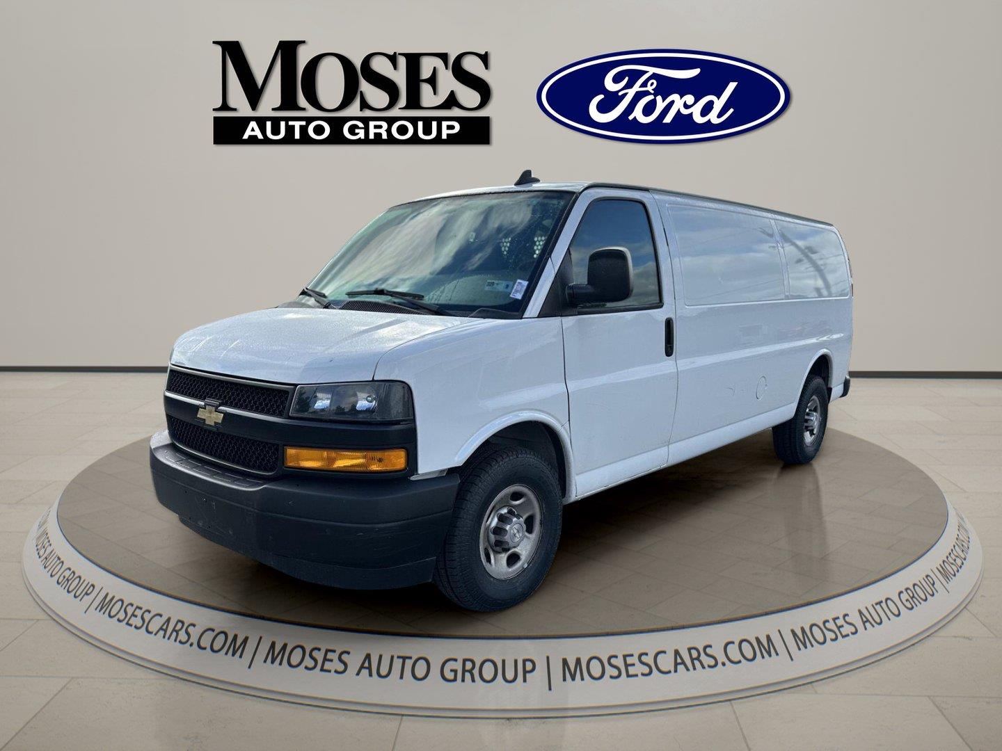 Summit White 2018 Chevrolet Express Cargo Van Rear-Wheel Drive 6-Speed Automatic