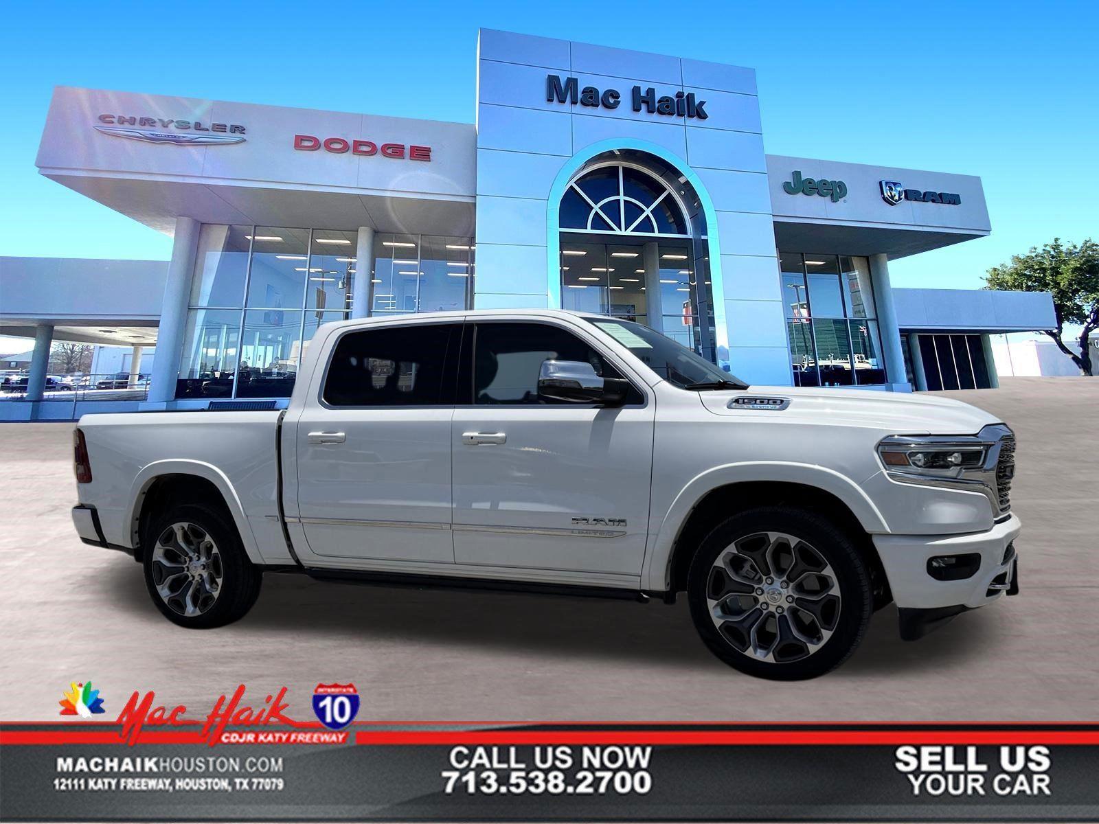 Ivory White Tri-Coat Pearlcoat 2024 RAM 1500 Limited Crew Cab 4WD Pickup Truck Four-Wheel Drive 8-Speed Automatic