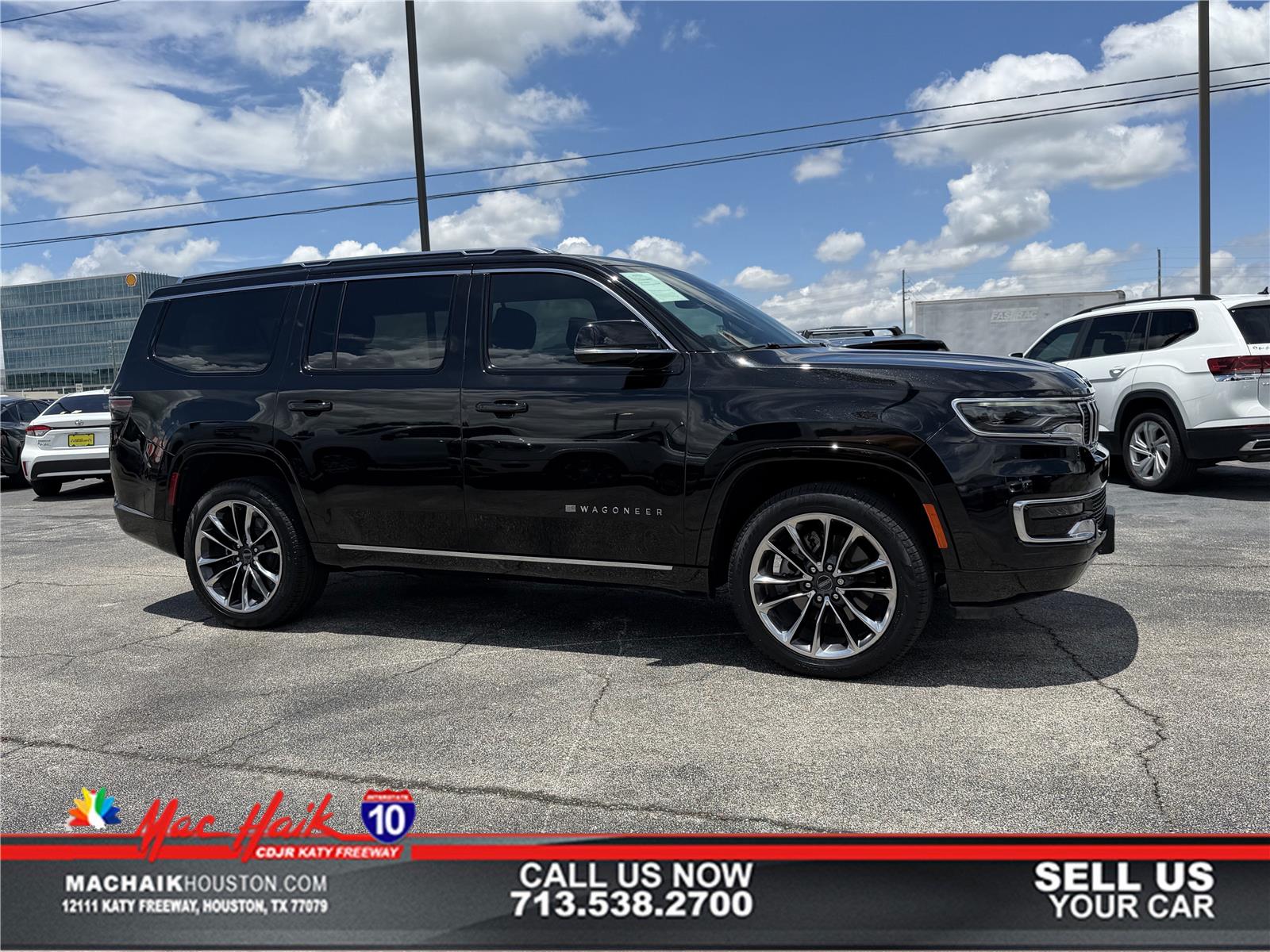 Diamond Black Crystal Pearlcoat 2024 Jeep Wagoneer Series III 4WD SUV / Crossover Four-Wheel Drive 8-Speed Automatic