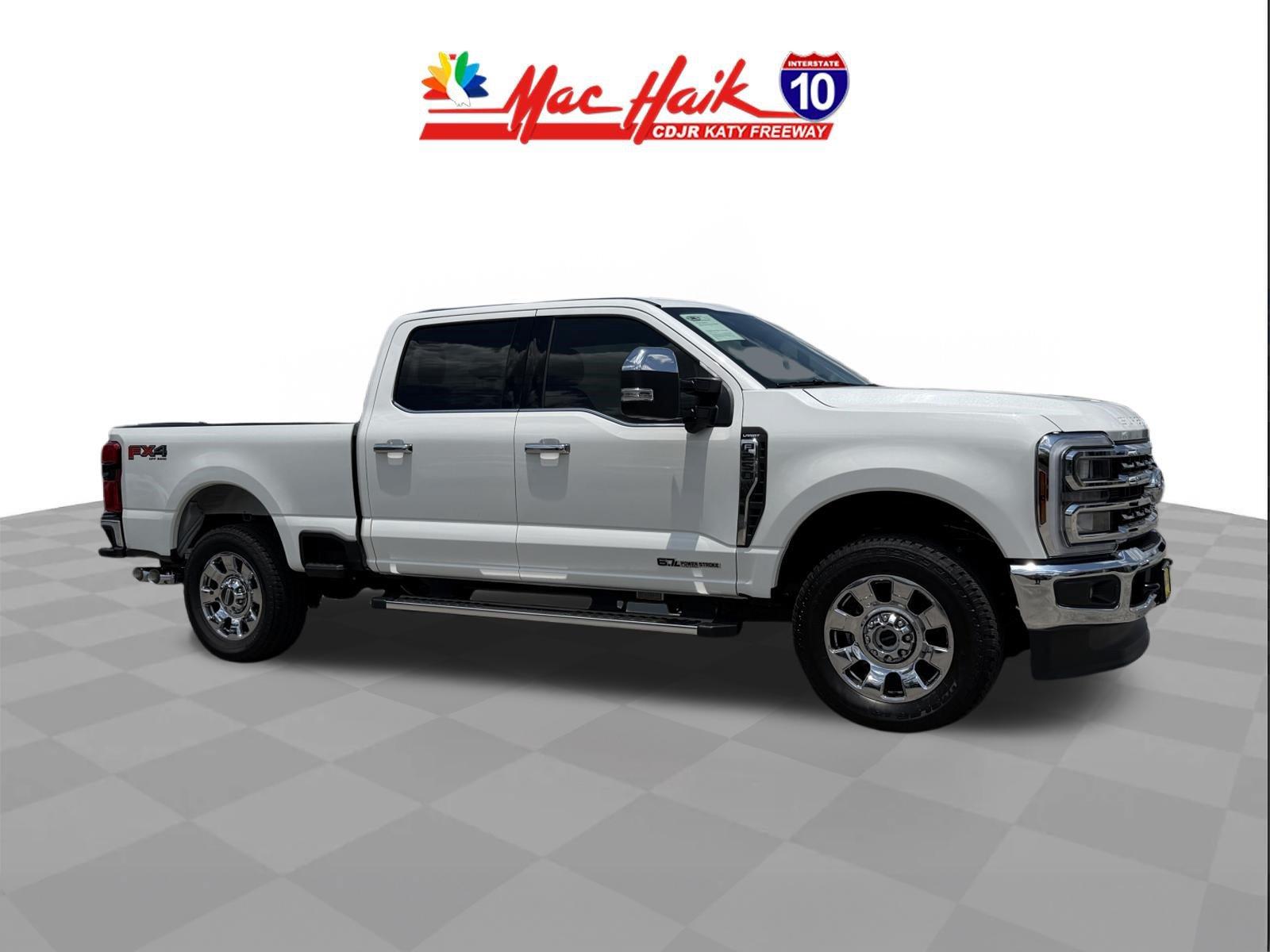 Star White Metallic Tri-Coat 2026 Ford F-250 Super Duty Pickup Truck Four-Wheel Drive Automatic