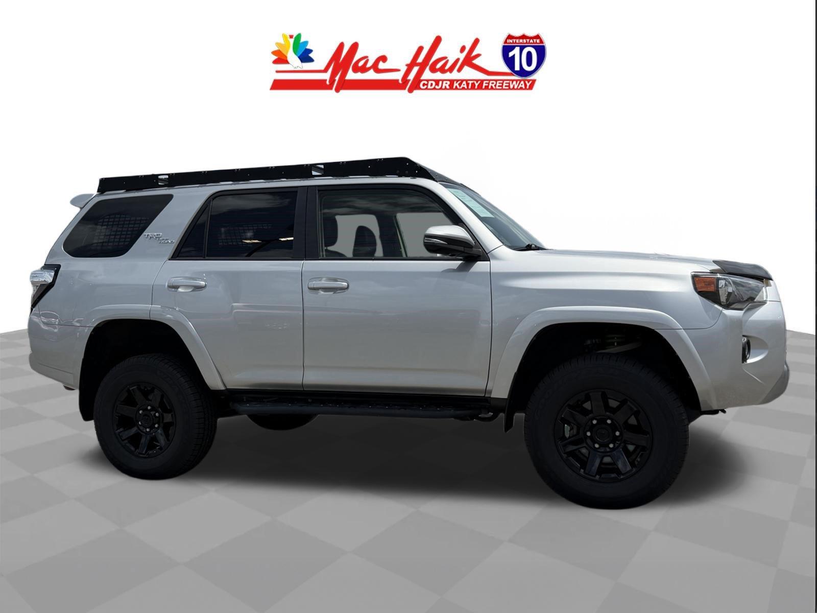 Classic Silver Metallic 2022 Toyota 4Runner SUV / Crossover Four-Wheel Drive 5-Speed Automatic