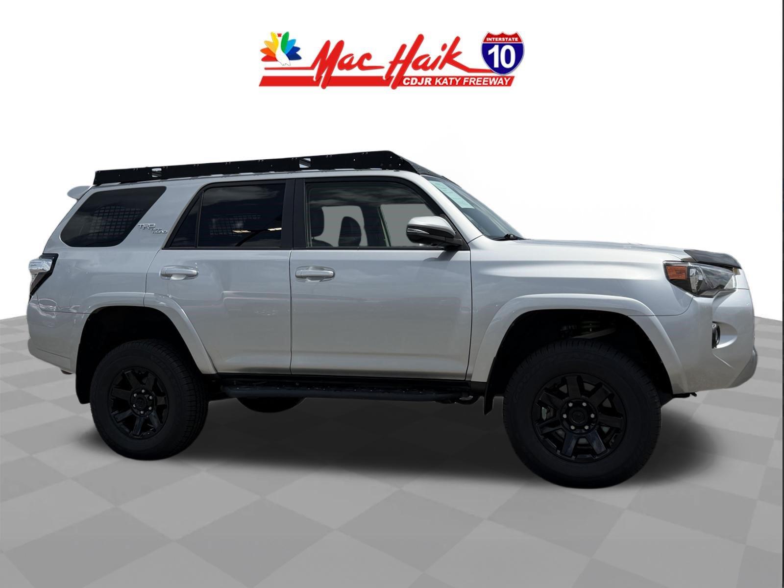 Classic Silver Metallic 2022 Toyota 4Runner SUV / Crossover Four-Wheel Drive 5-Speed Automatic