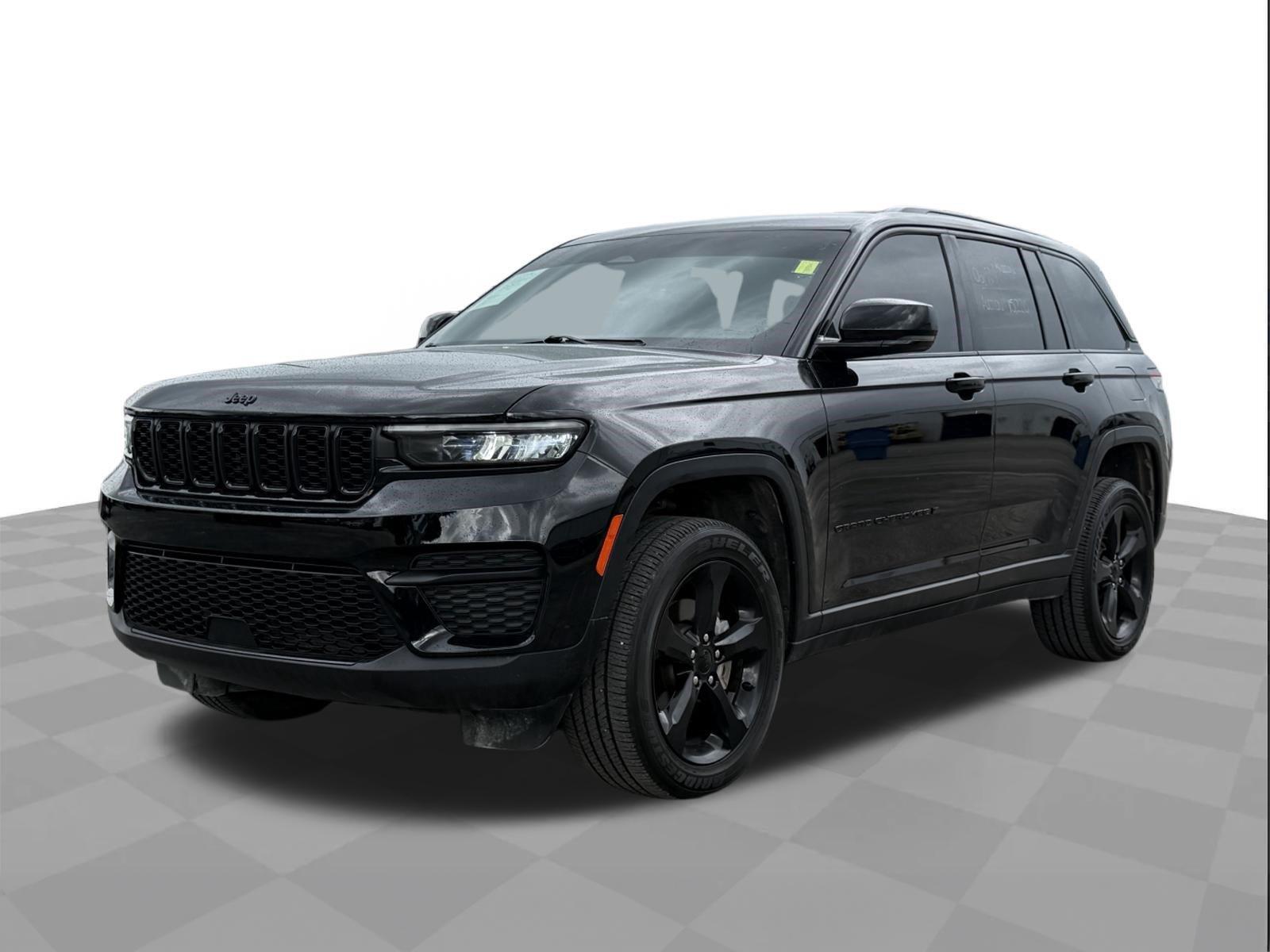 Diamond Black Crystal Pearlcoat 2024 Jeep Grand Cherokee SUV / Crossover Four-Wheel Drive 8-Speed Automatic