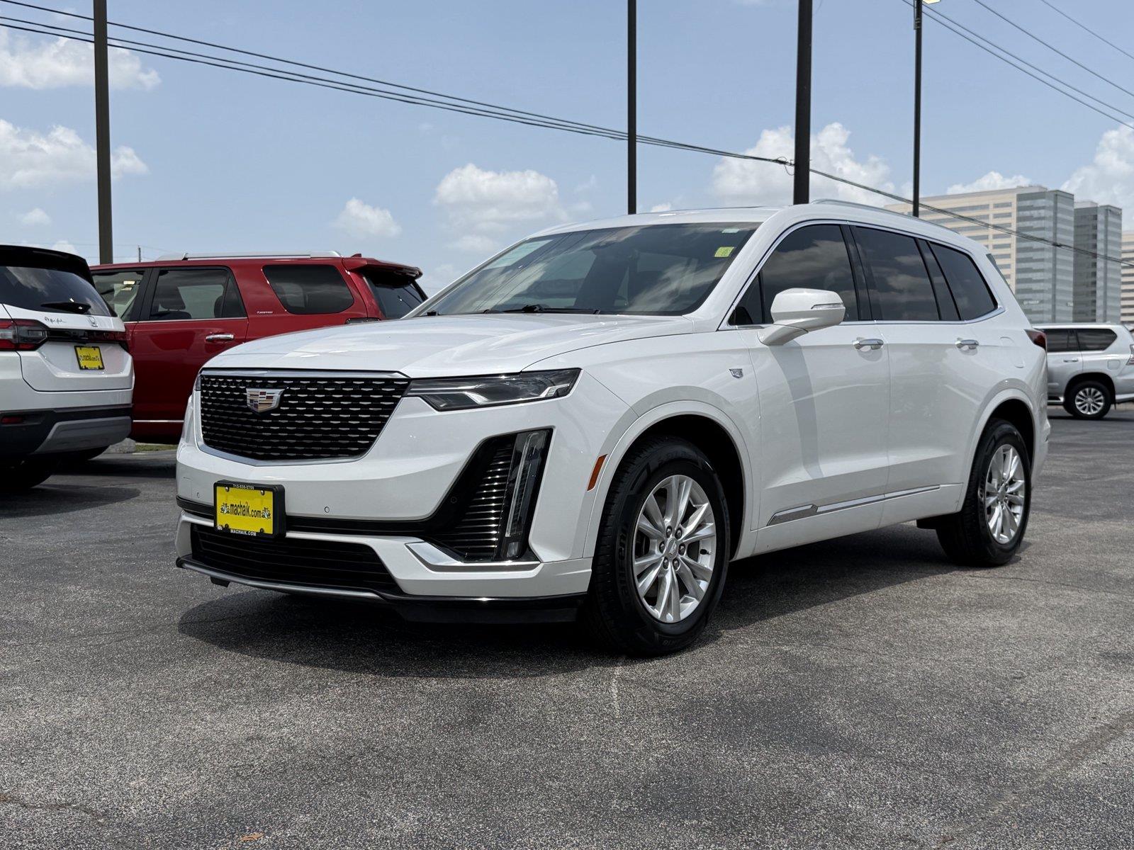  2023 Cadillac XT6 Luxury FWD   