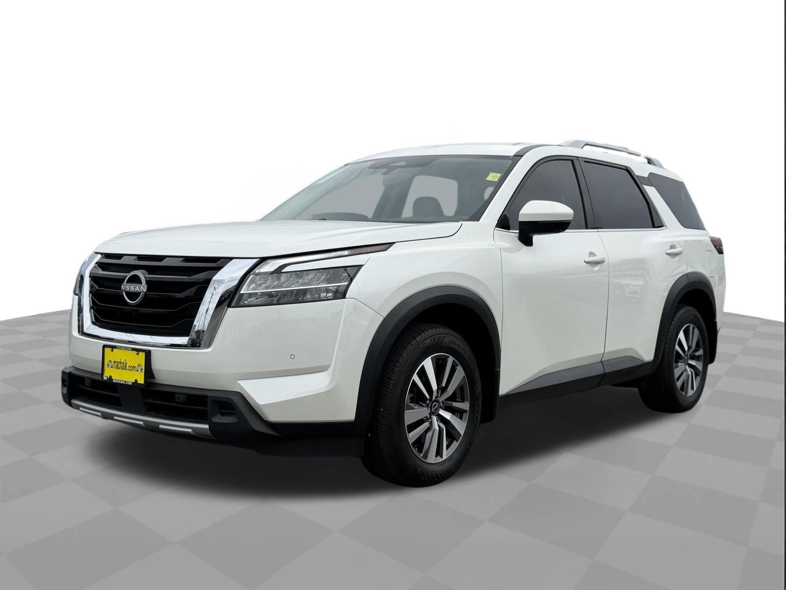 Pearl White Tricoat 2024 Nissan Pathfinder SUV / Crossover All-Wheel Drive Automatic
