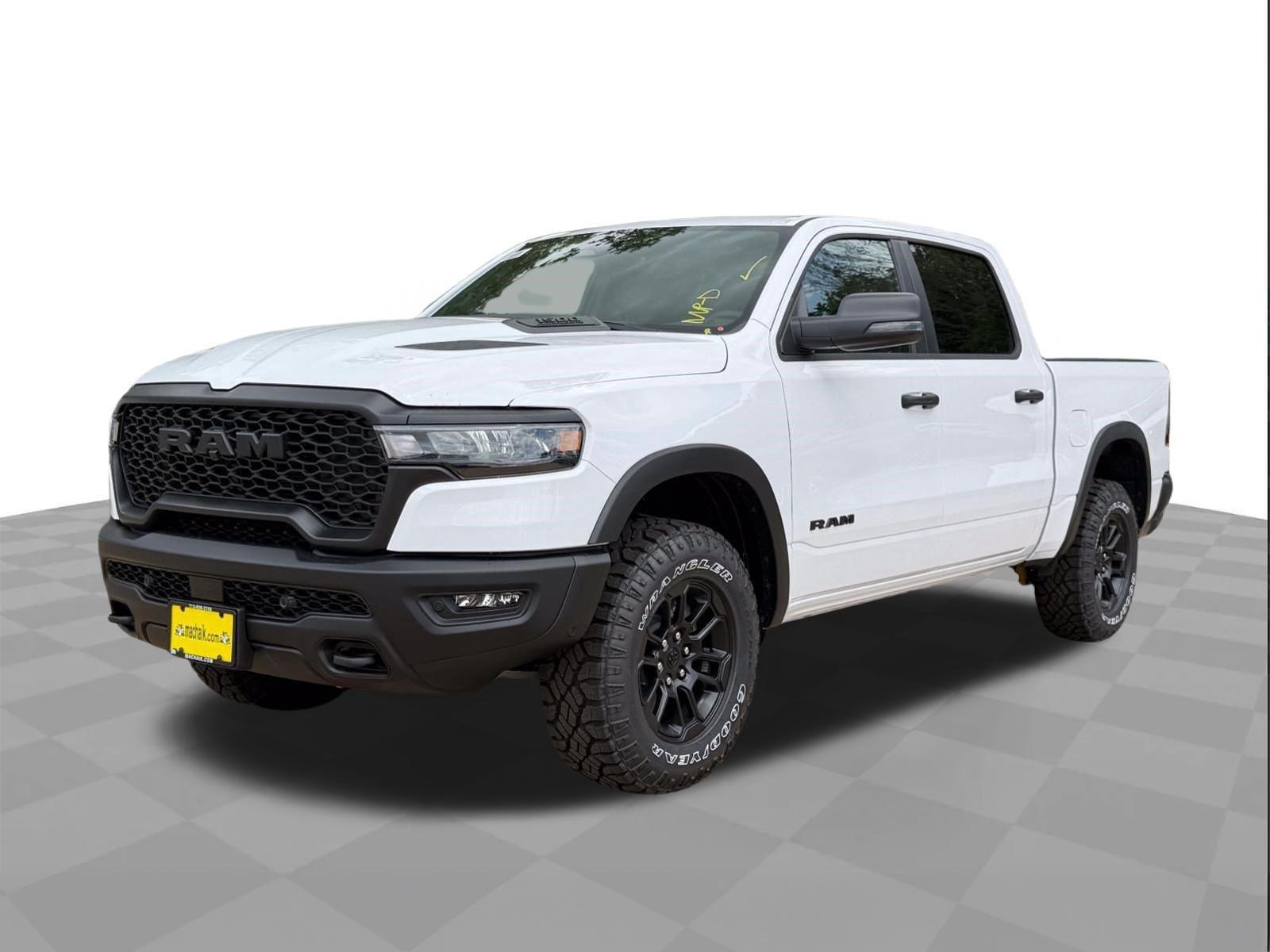 Bright White Clearcoat 2026 RAM 1500 Pickup Truck Four-Wheel Drive 8-Speed Automatic