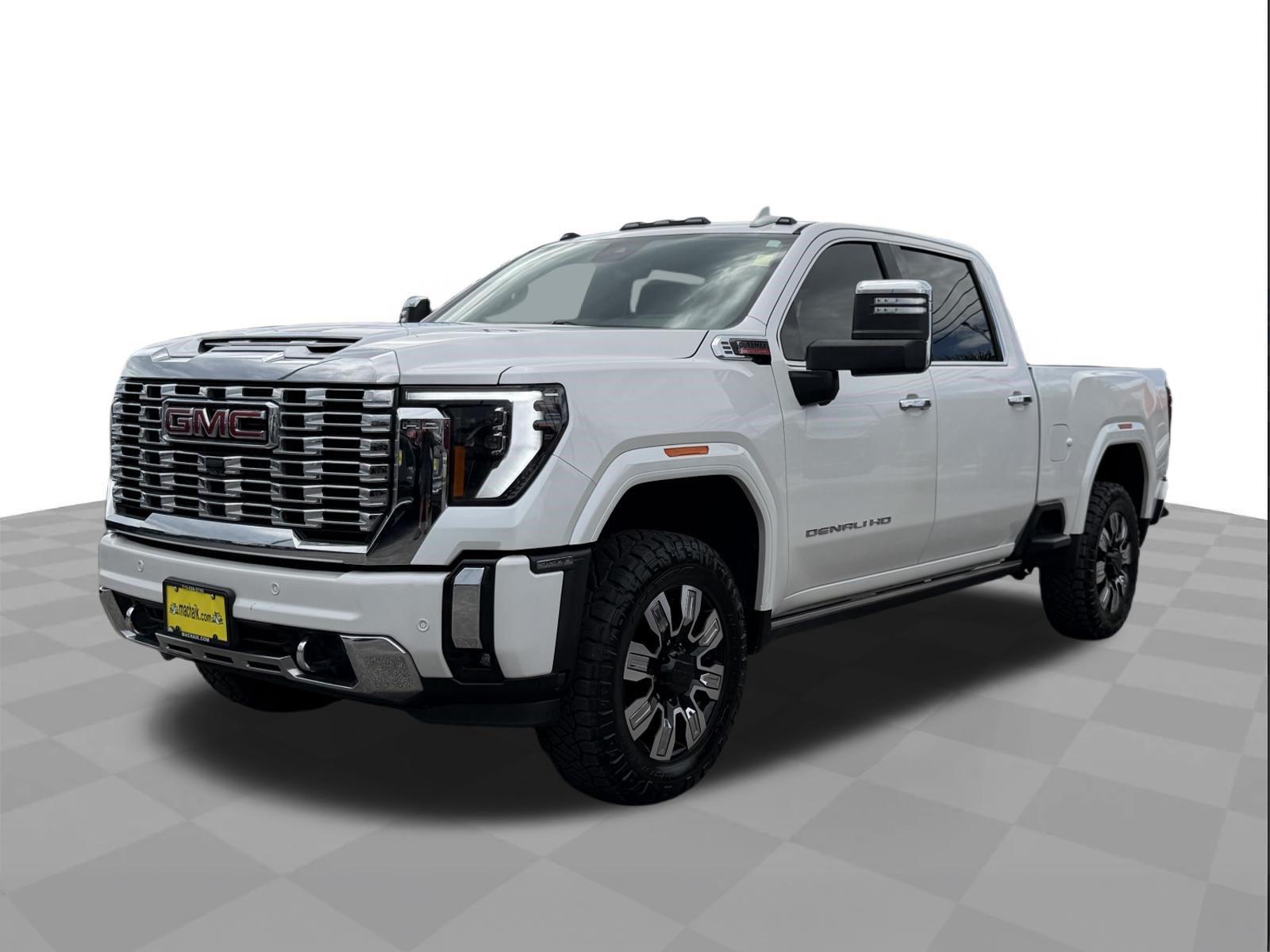 White Frost Tricoat 2024 GMC Sierra 3500HD Pickup Truck Four-Wheel Drive Automatic