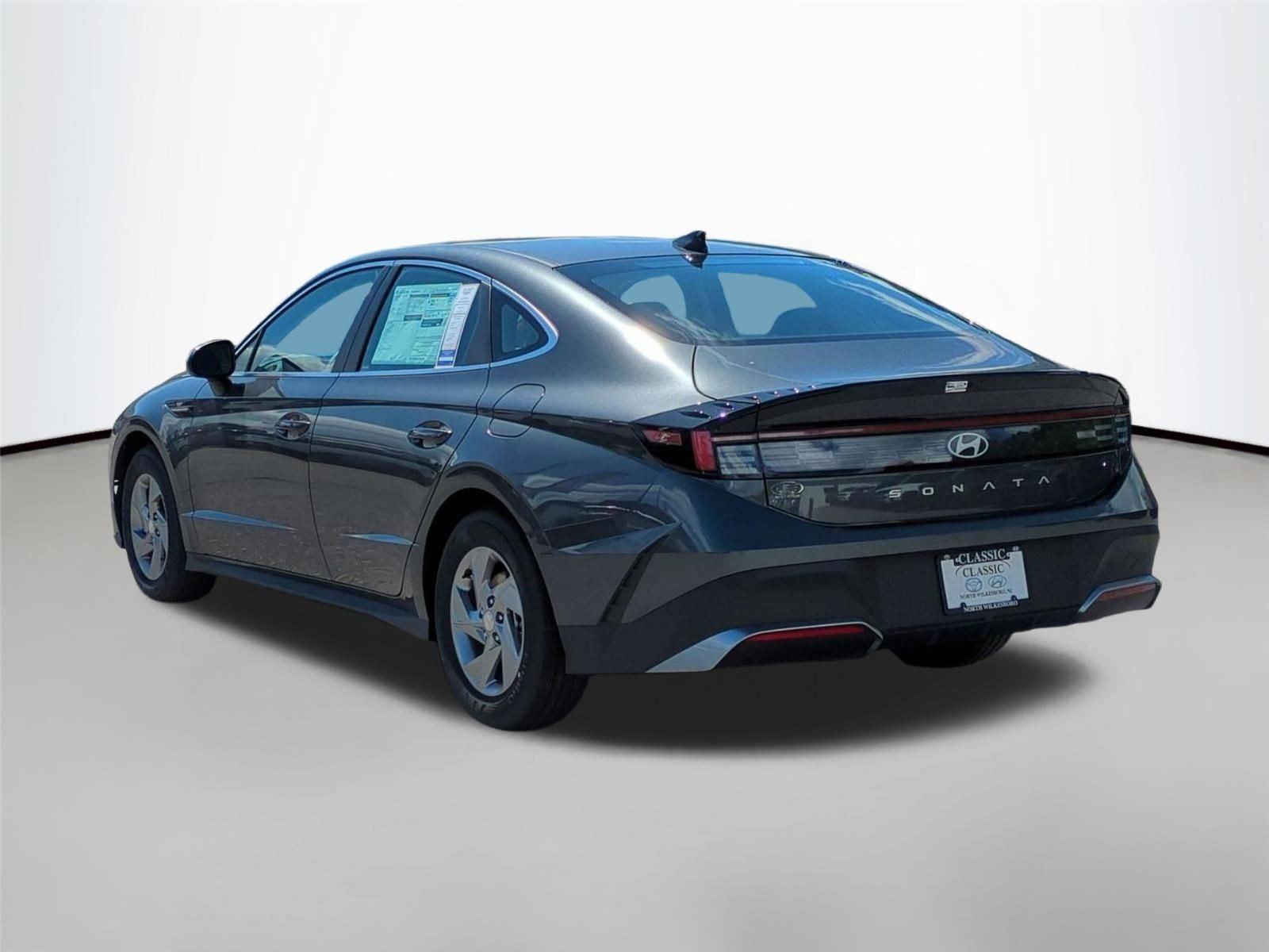 New 2026 Portofino Gray Hyundai SE image 3