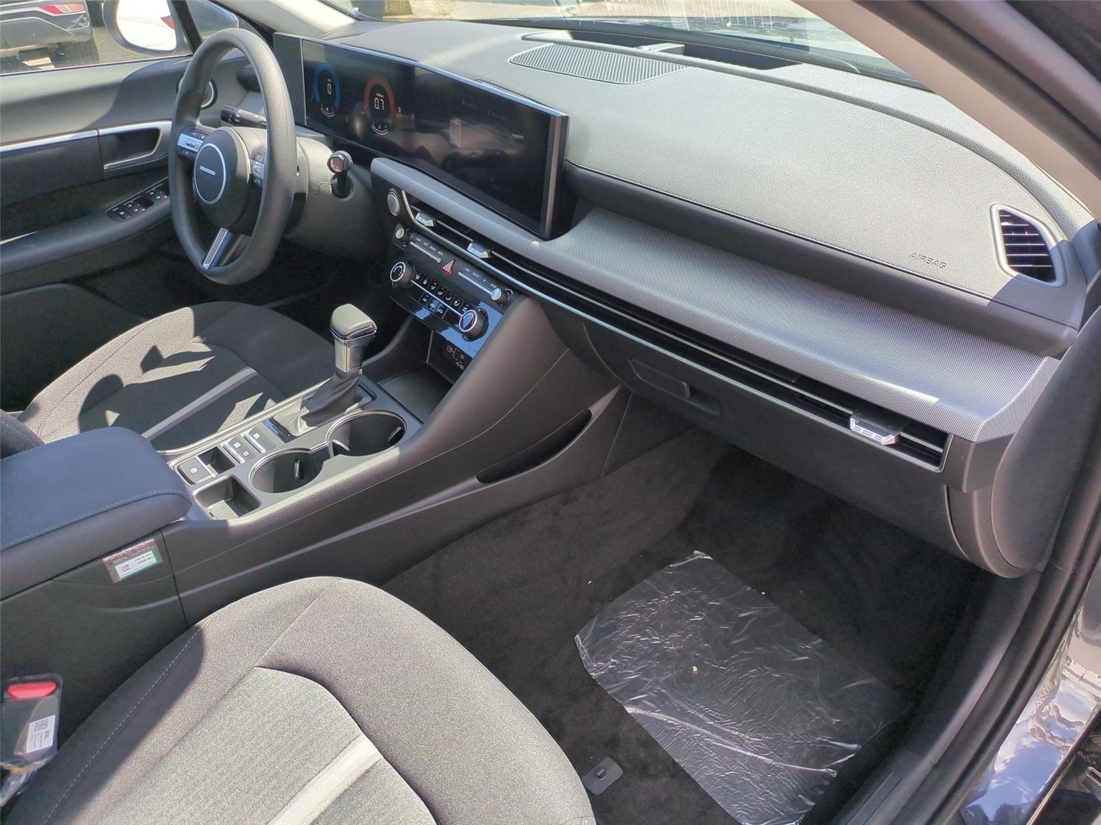 New 2026 Portofino Gray Hyundai SE image 36