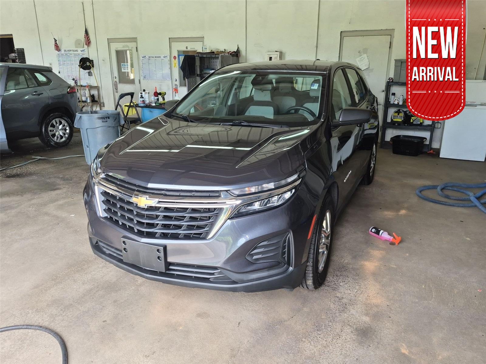 Iron Gray Metallic 2022 Chevrolet Equinox SUV / Crossover Four-Wheel Drive 6-Speed Automatic Overdrive