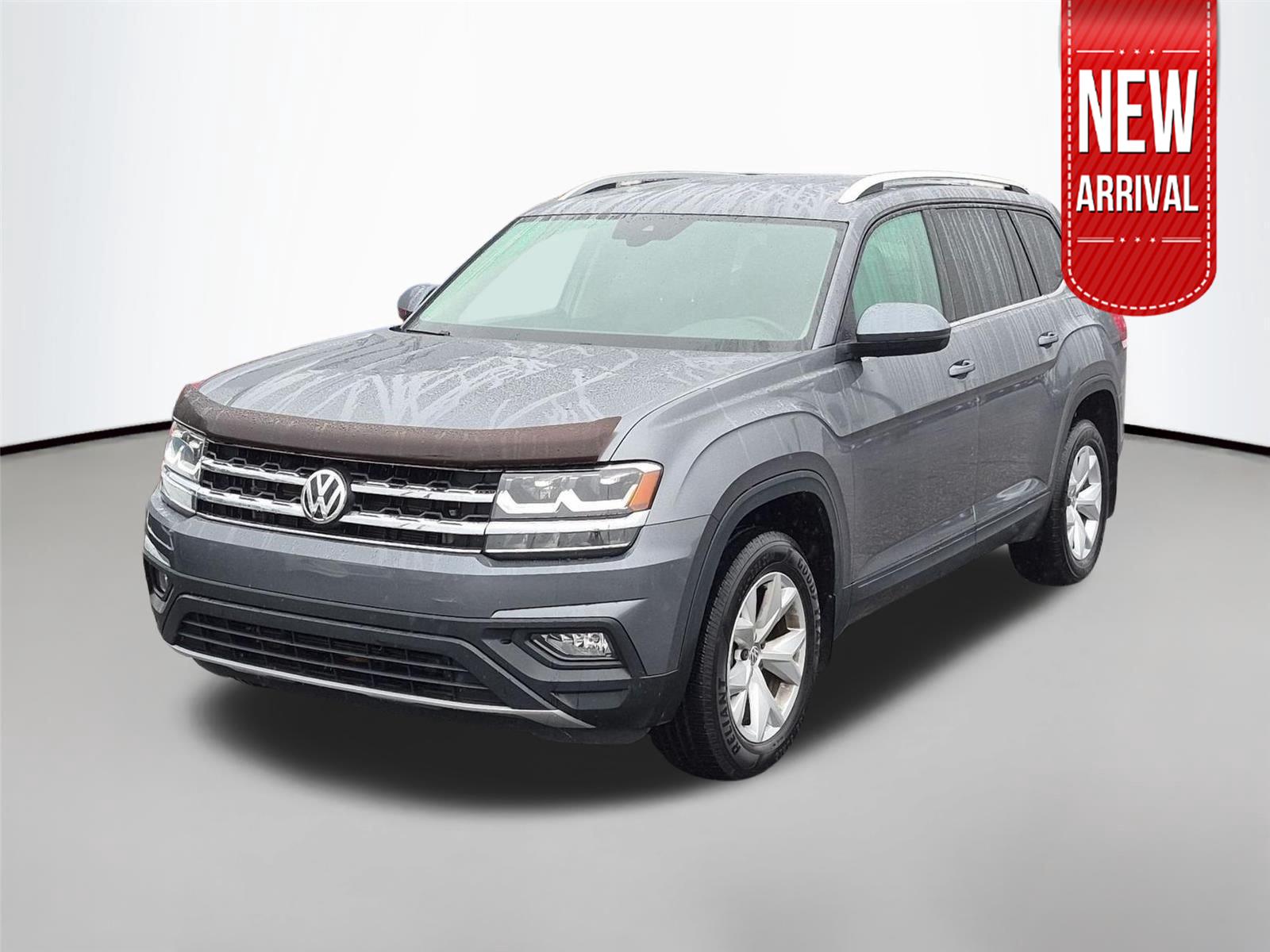 Platinum Gray Metallic 2018 Volkswagen Atlas SUV / Crossover Front-Wheel Drive Automatic