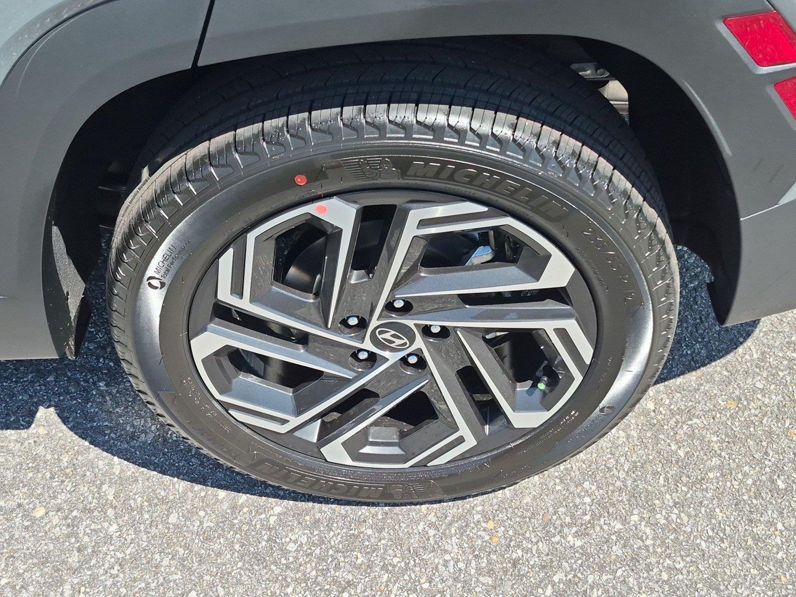 New 2026 Hampton Gray Hyundai SEL Plus image 11