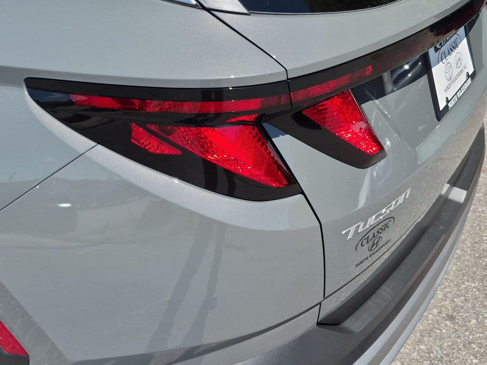 New 2026 Hampton Gray Hyundai SEL Plus image 12