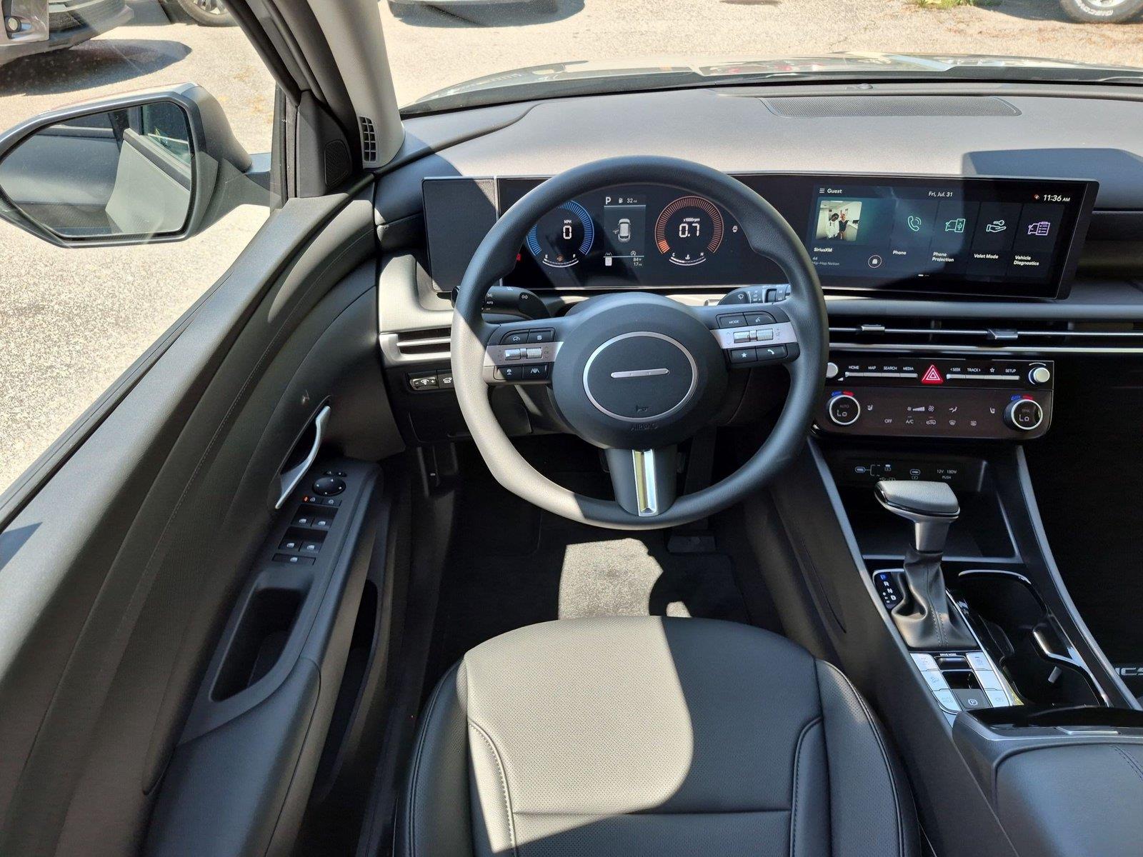 New 2026 Hampton Gray Hyundai SEL Plus image 31