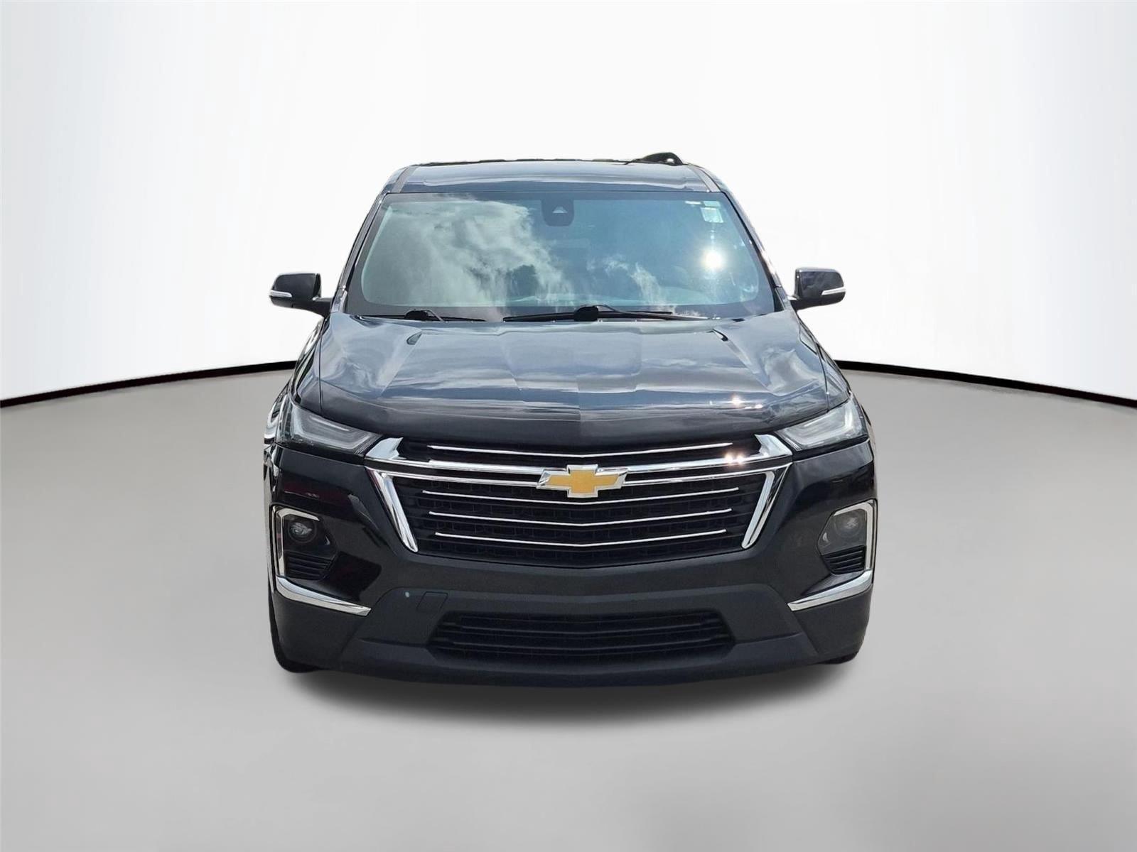 Used 2023 Mosaic Black Metallic Chevrolet LT Leather image 8