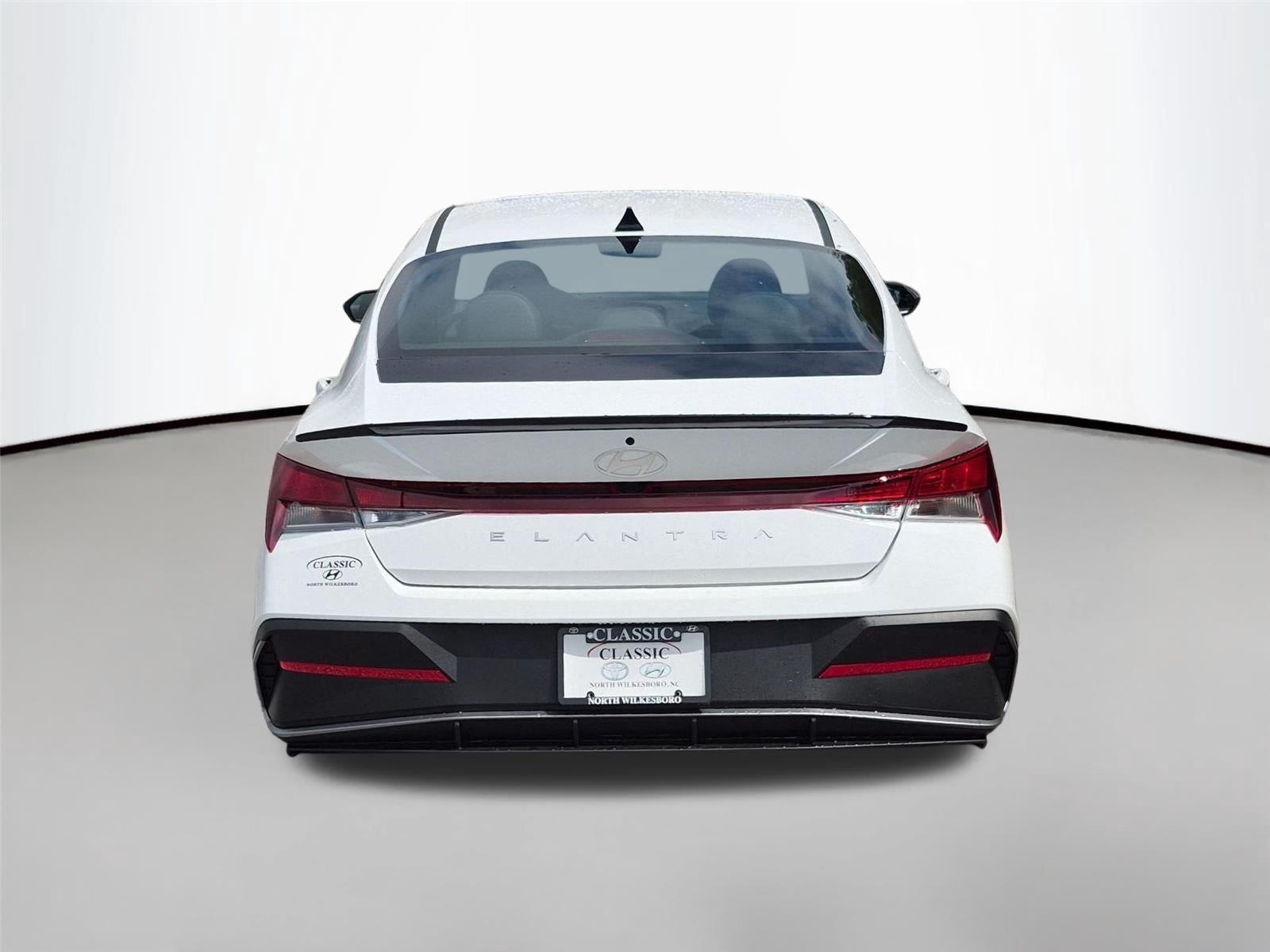 New 2026 Serenity White Hyundai SEL Sport Plus image 4