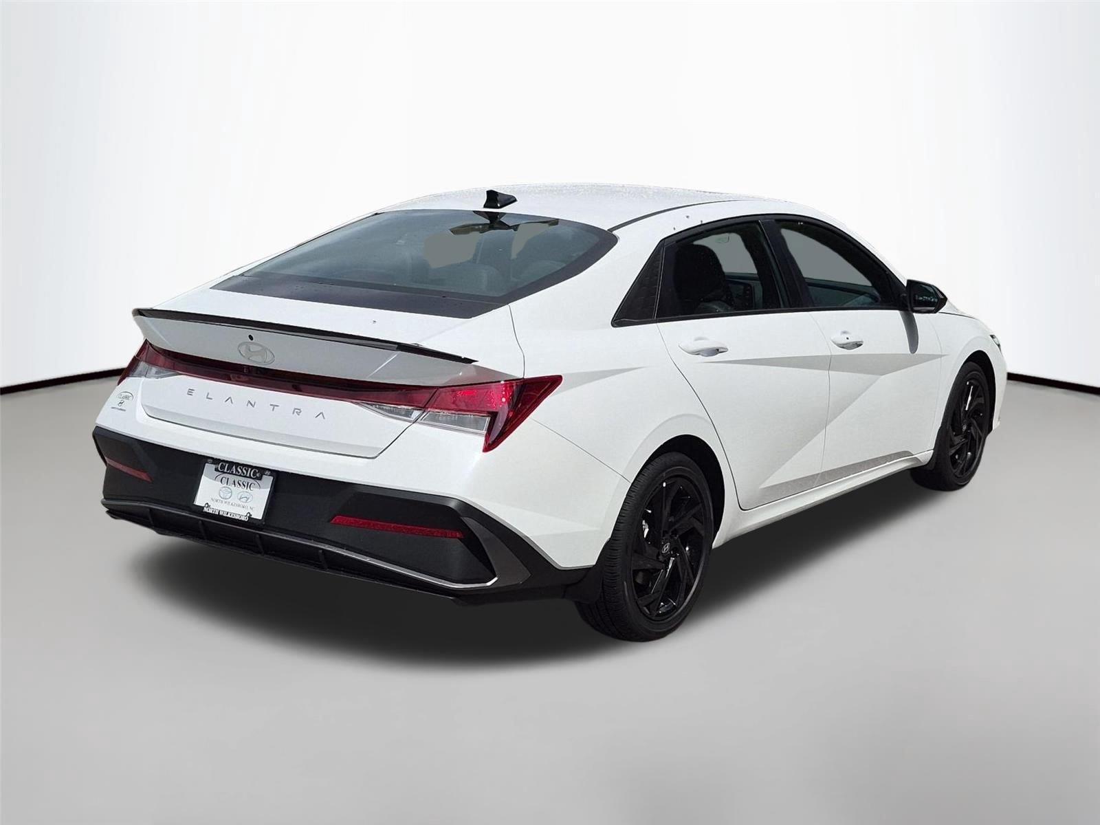 New 2026 Serenity White Hyundai SEL Sport Plus image 5
