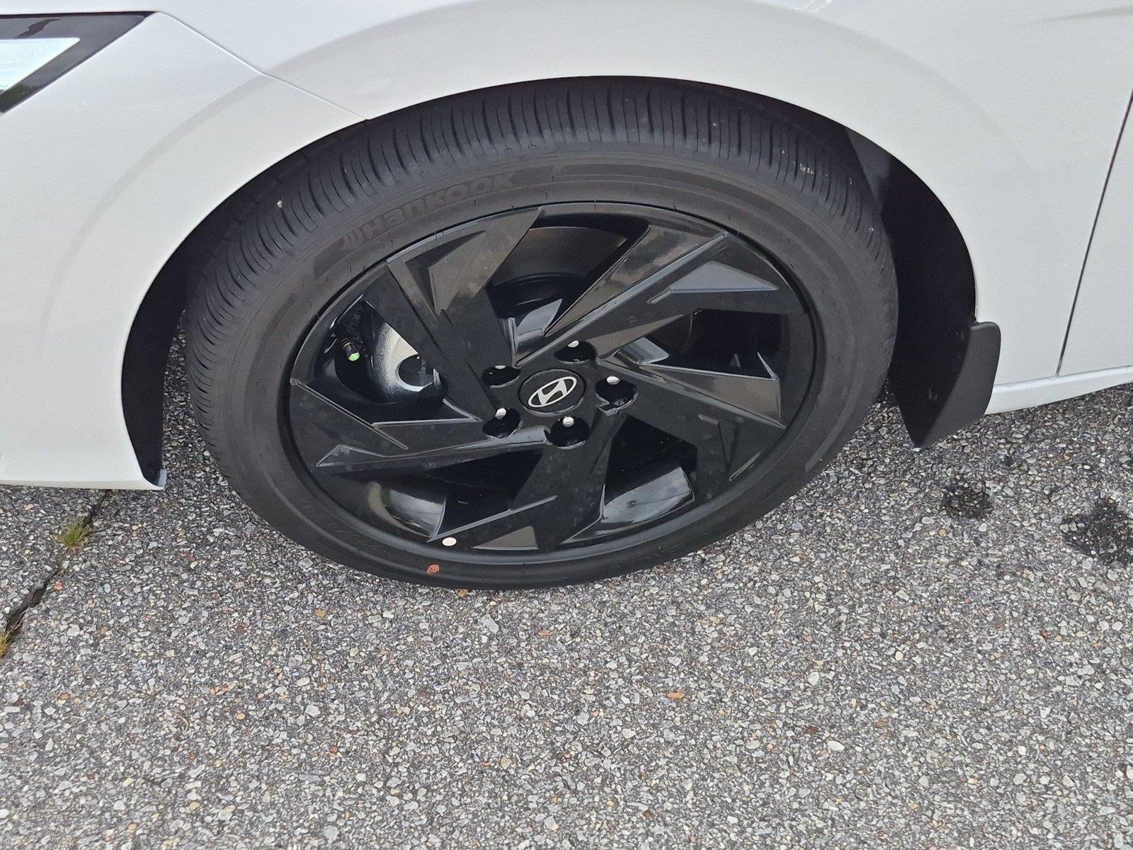 New 2026 Serenity White Hyundai SEL Sport Plus image 10