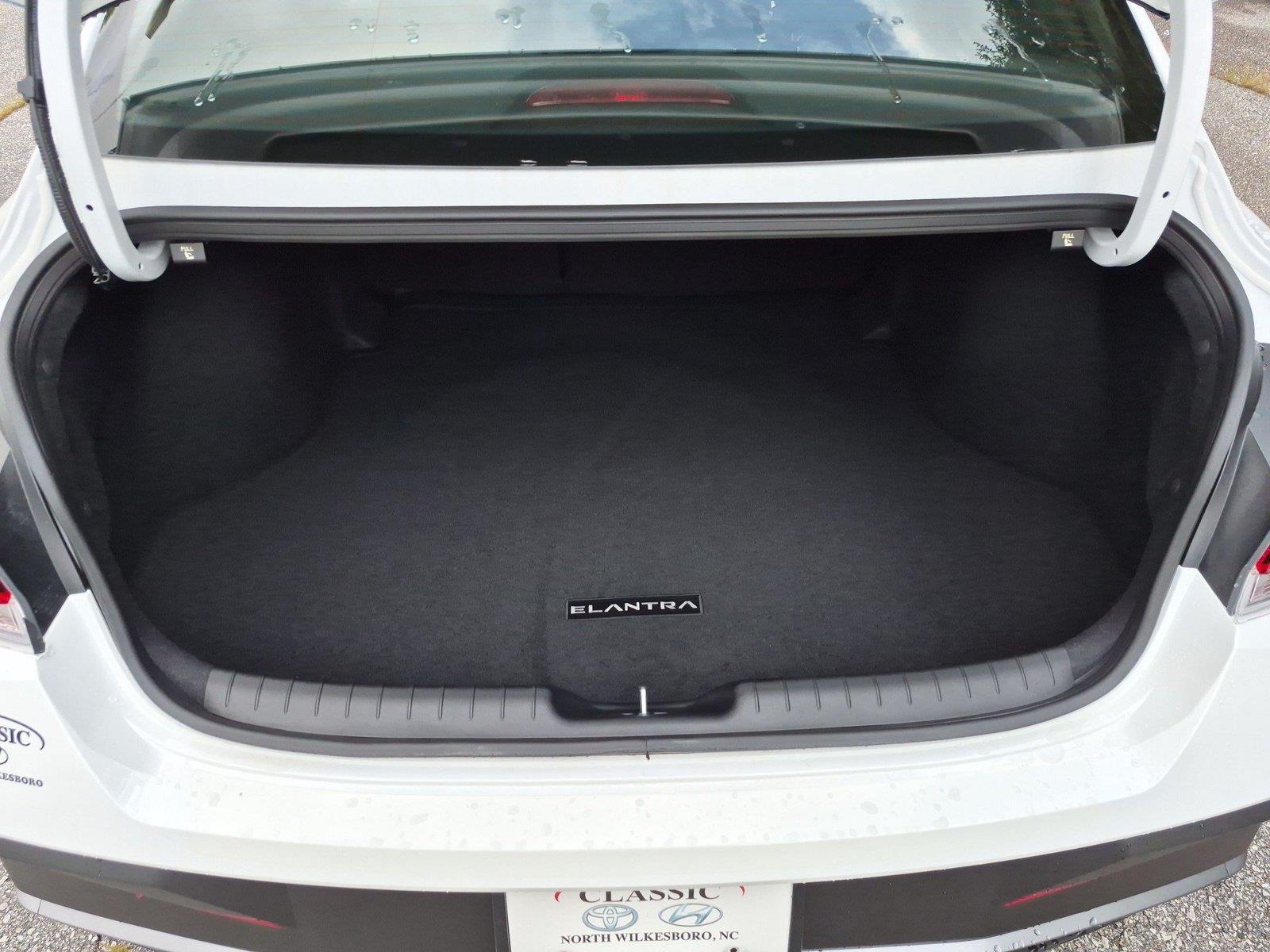 New 2026 Serenity White Hyundai SEL Sport Plus image 33