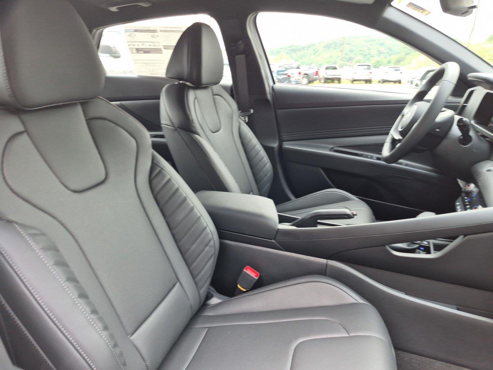 New 2026 Serenity White Hyundai SEL Sport Plus image 36
