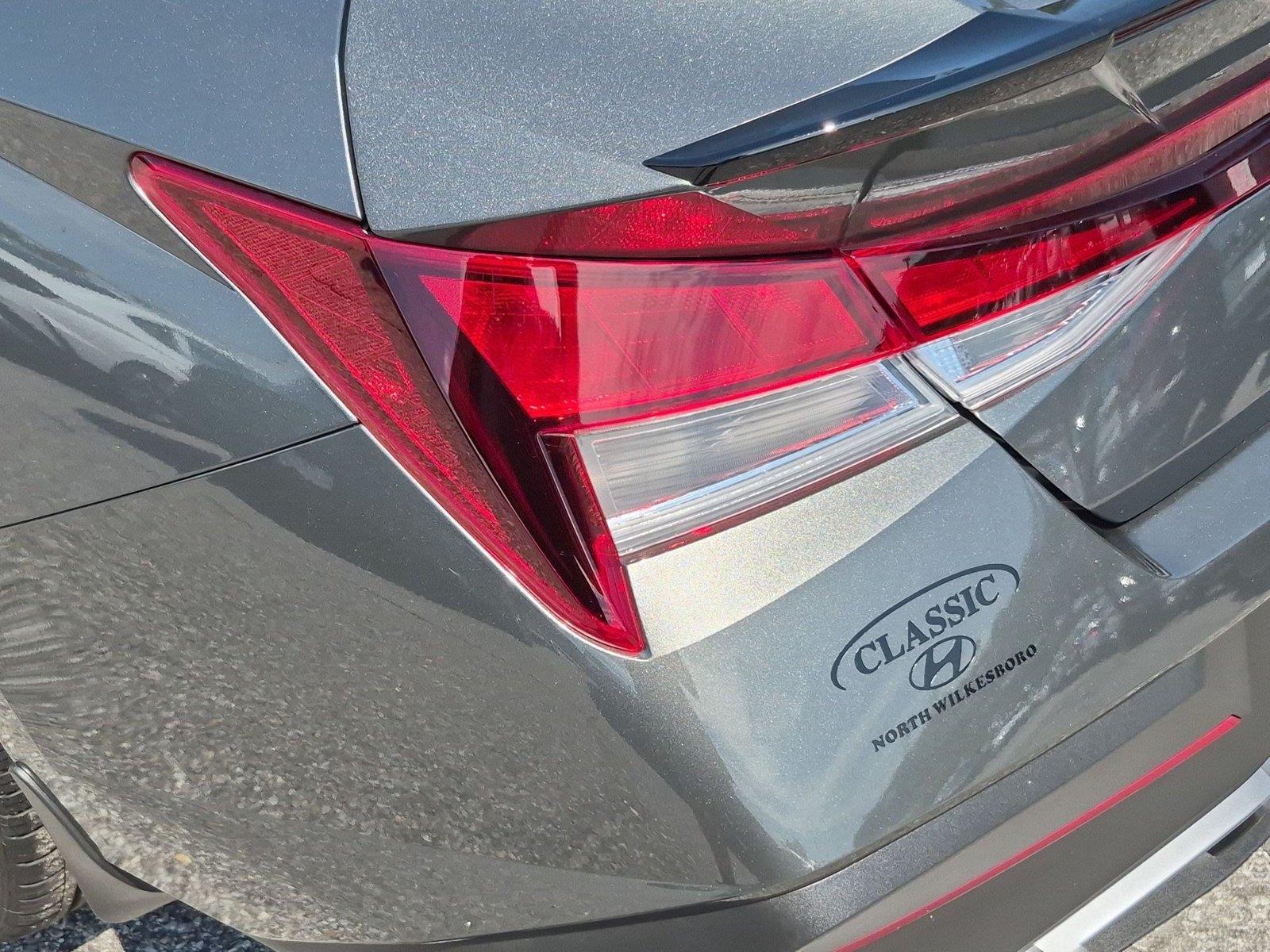 New 2026 Amazon Gray Hyundai SEL Sport Plus image 12