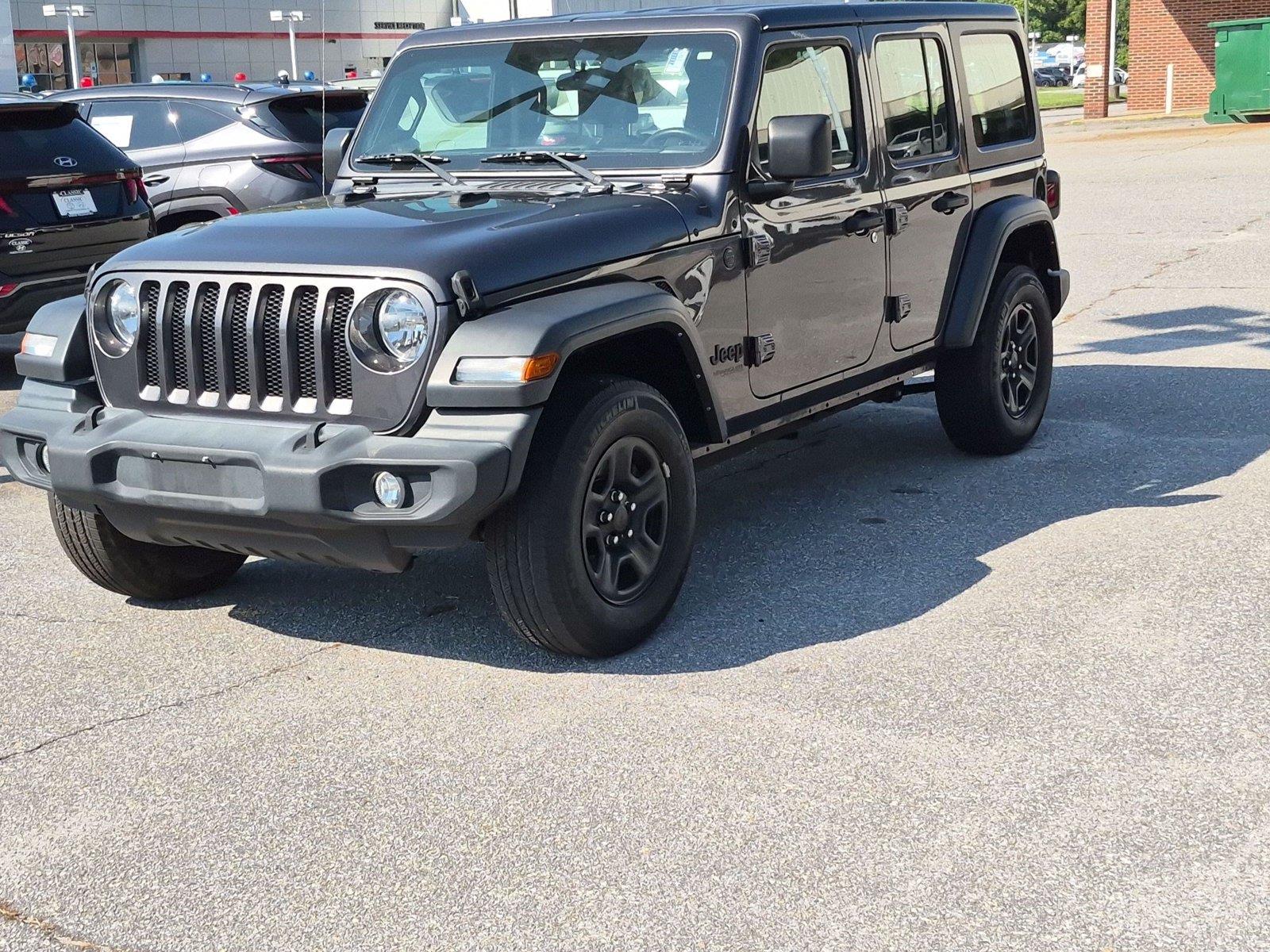 2022 Jeep Wrangler Gris (Granite Crystal Metallic Clearcoat) SUV/Crossover Todo terreno 8 velocidades Automática