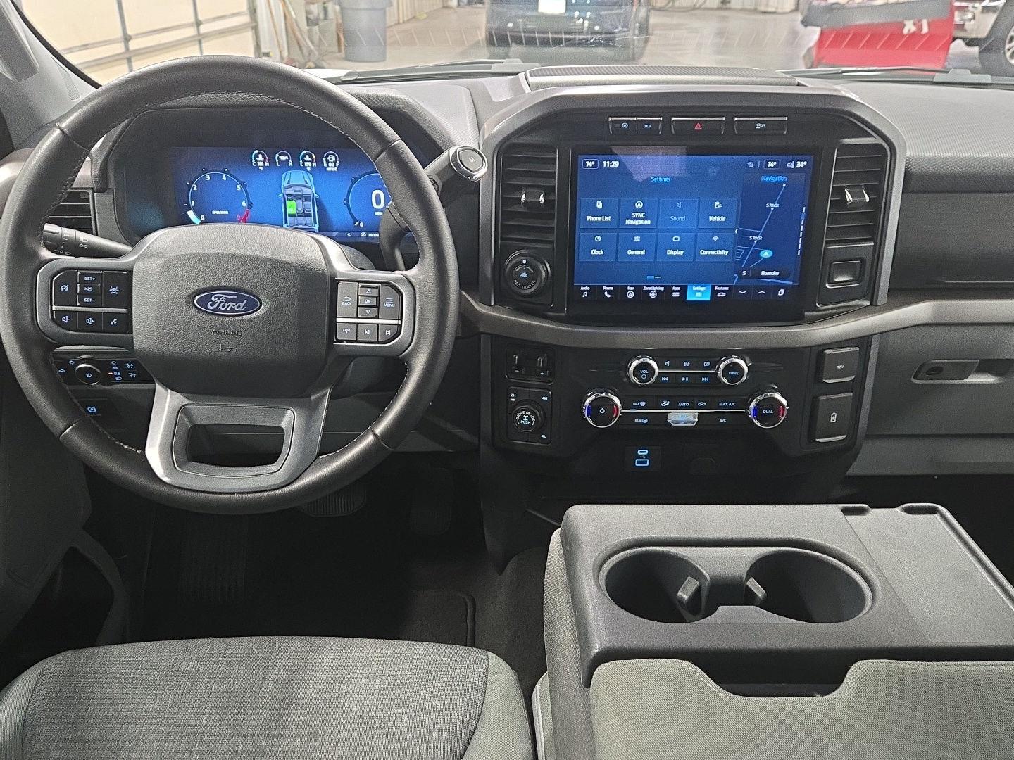 View vehicle photo 3