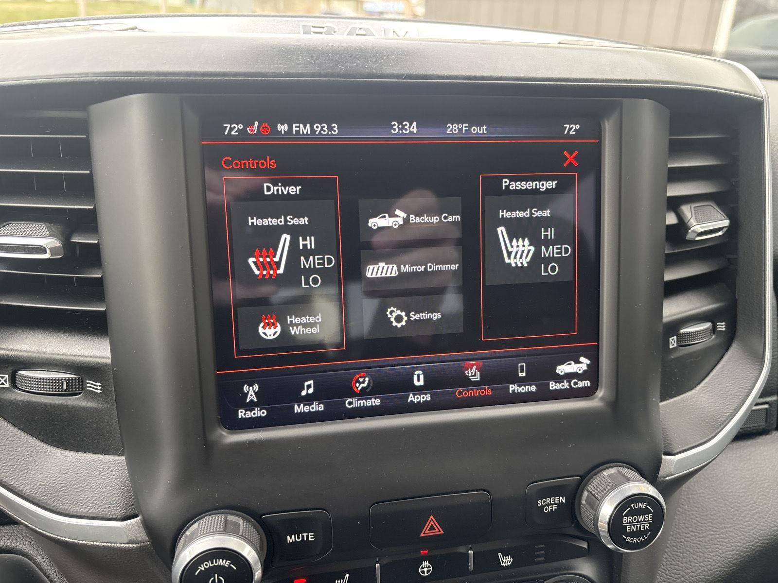 View vehicle photo 6