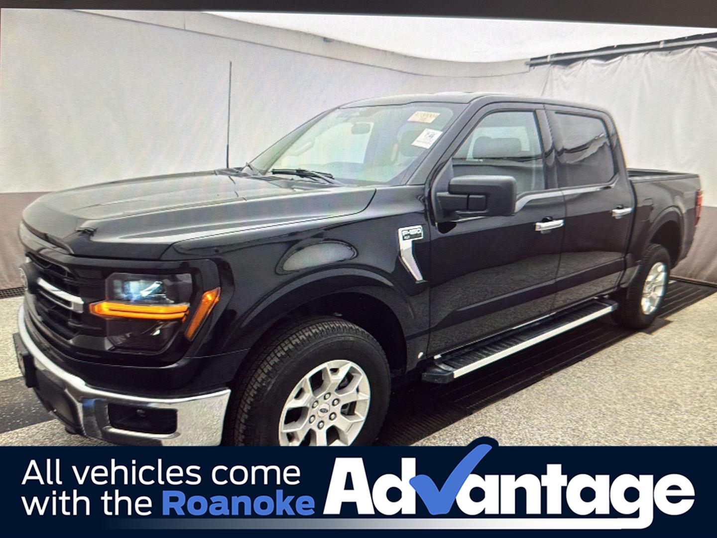 Agate Black 2025 Ford F-150 XLT SuperCrew 4WD Pickup Truck Four-Wheel Drive Automatic