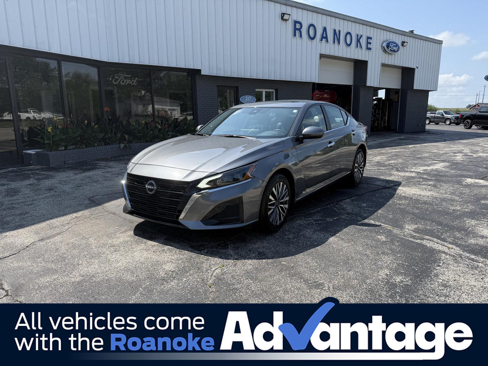 Gray (Gun Metallic) 2024 Nissan Altima Sedan All-Wheel Drive Continuously Variable Transmission