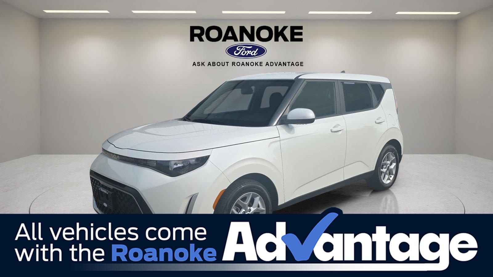 Snow White Pearl 2025 Kia Soul SUV / Crossover Front-Wheel Drive Continuously Variable Transmission