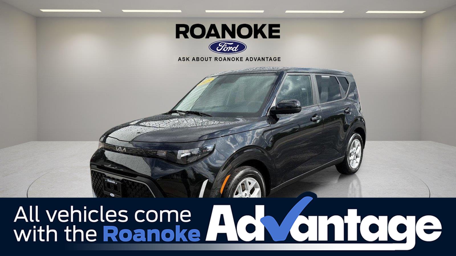 Fusion Black 2025 Kia Soul SUV / Crossover Front-Wheel Drive Continuously Variable Transmission