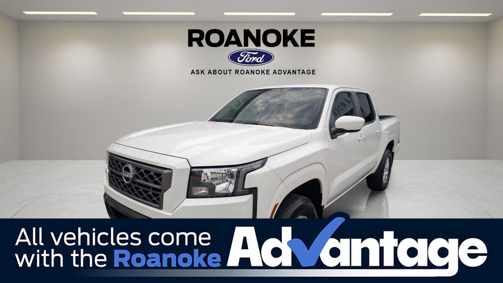 Glacier White 2023 Nissan Frontier Pickup Truck Four-Wheel Drive Automatic