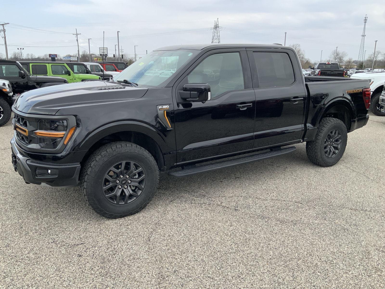 View vehicle photo 4