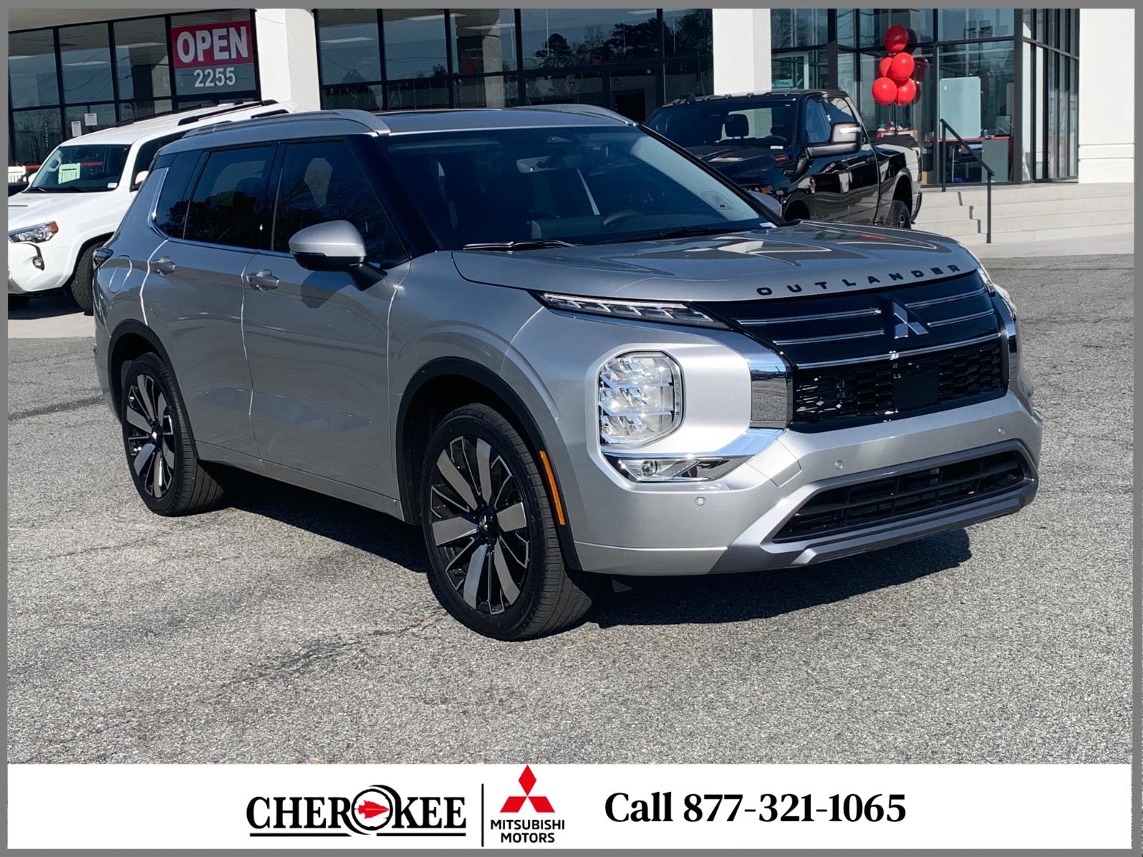 Alloy Silver Metallic 2026 Mitsubishi Outlander SUV / Crossover Front-Wheel Drive Continuously Variable Transmission