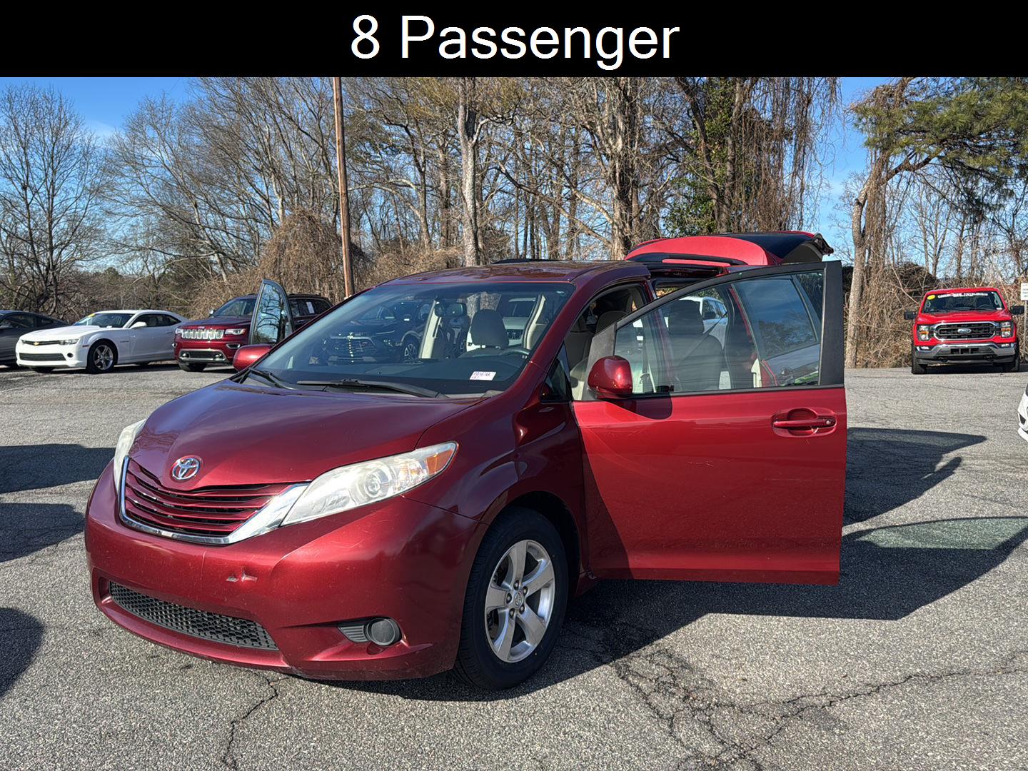 Salsa Red Pearl 2017 Toyota Sienna LE 7-Passenger Auto Access Seat FWD Minivan Front-Wheel Drive Automatic