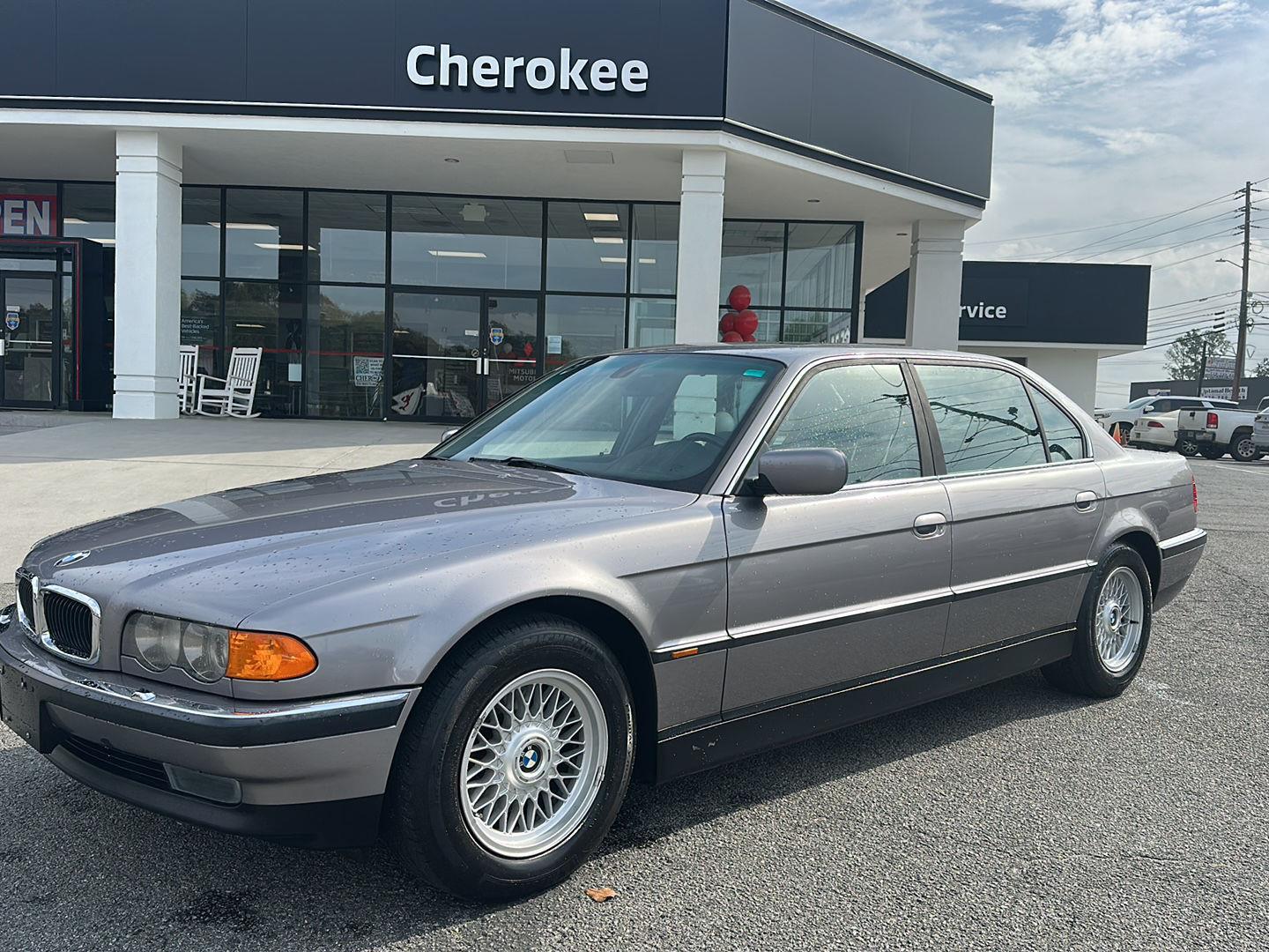 Silver 2000 BMW 7 Series 740iL RWD Sedan Rear-Wheel Drive Automatic