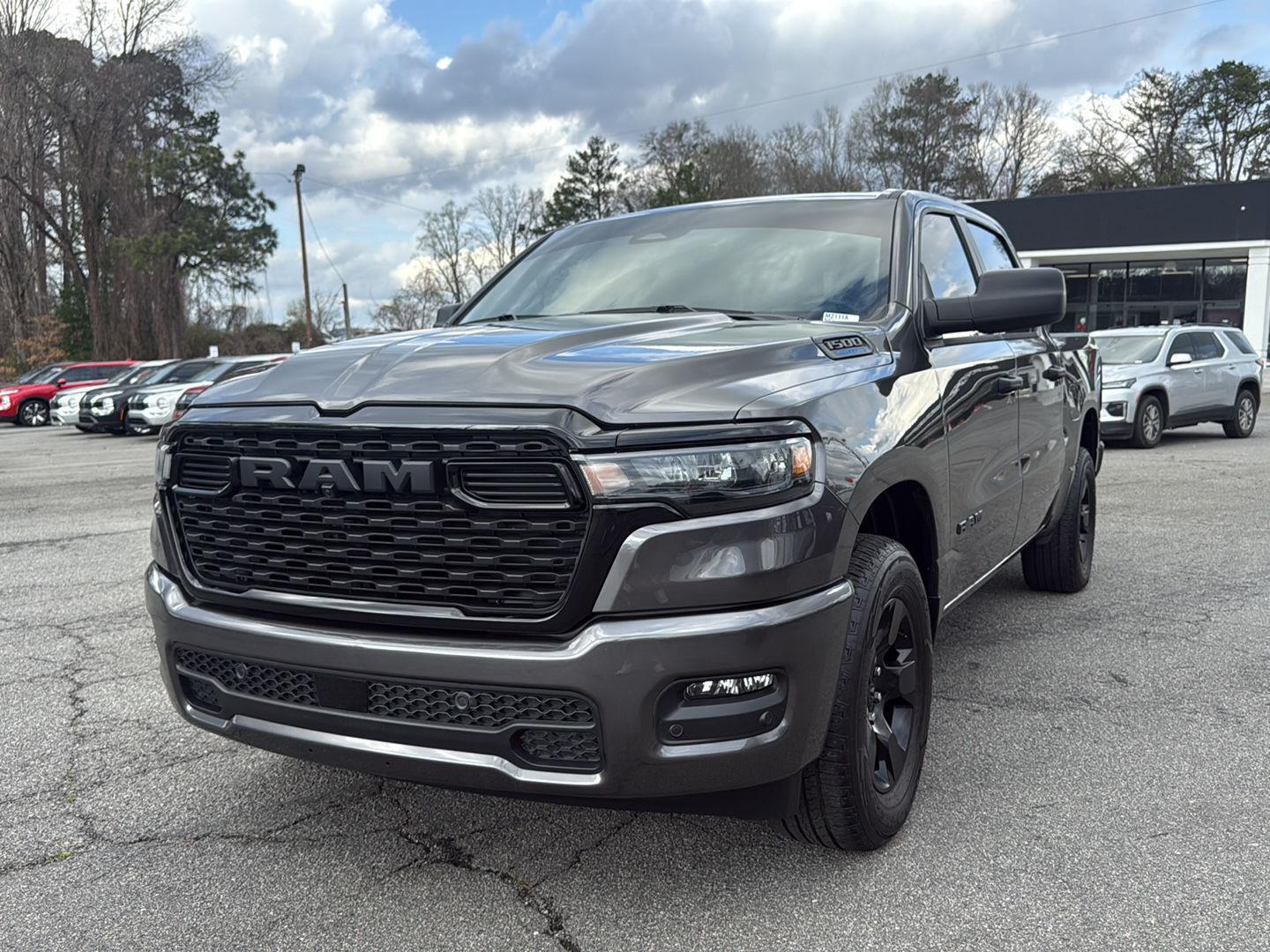2025 RAM 1500 Tradesman Crew Cab 4WD