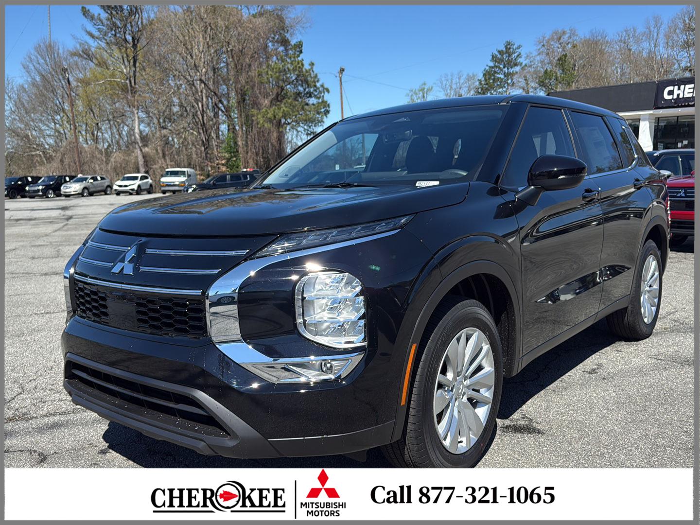 Black 2026 Mitsubishi Outlander ES FWD SUV / Crossover Front-Wheel Drive Continuously Variable Transmission