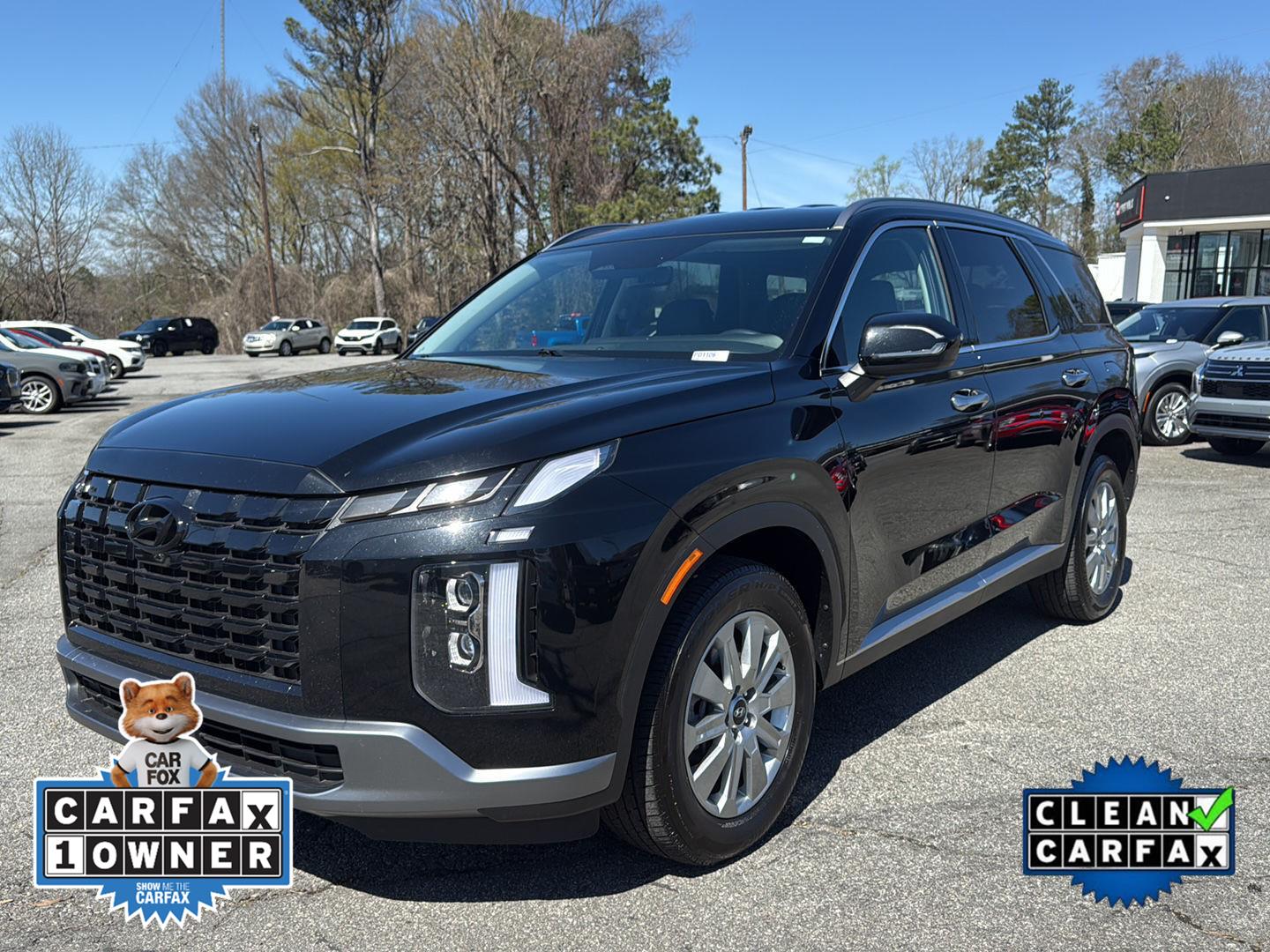 Abyss Black Pearl 2025 Hyundai Palisade SEL AWD SUV / Crossover All-Wheel Drive Automatic