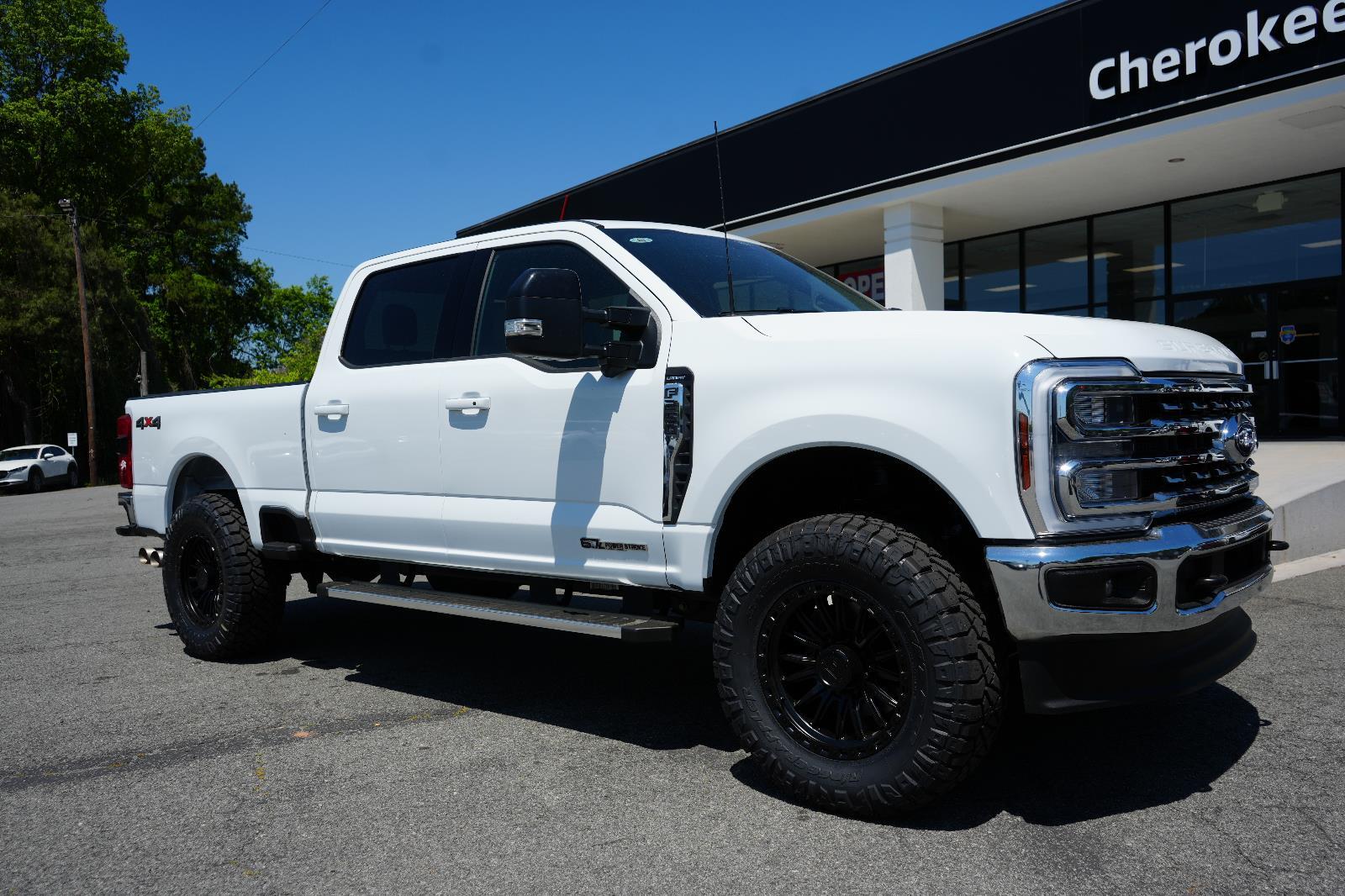View vehicle photo 3
