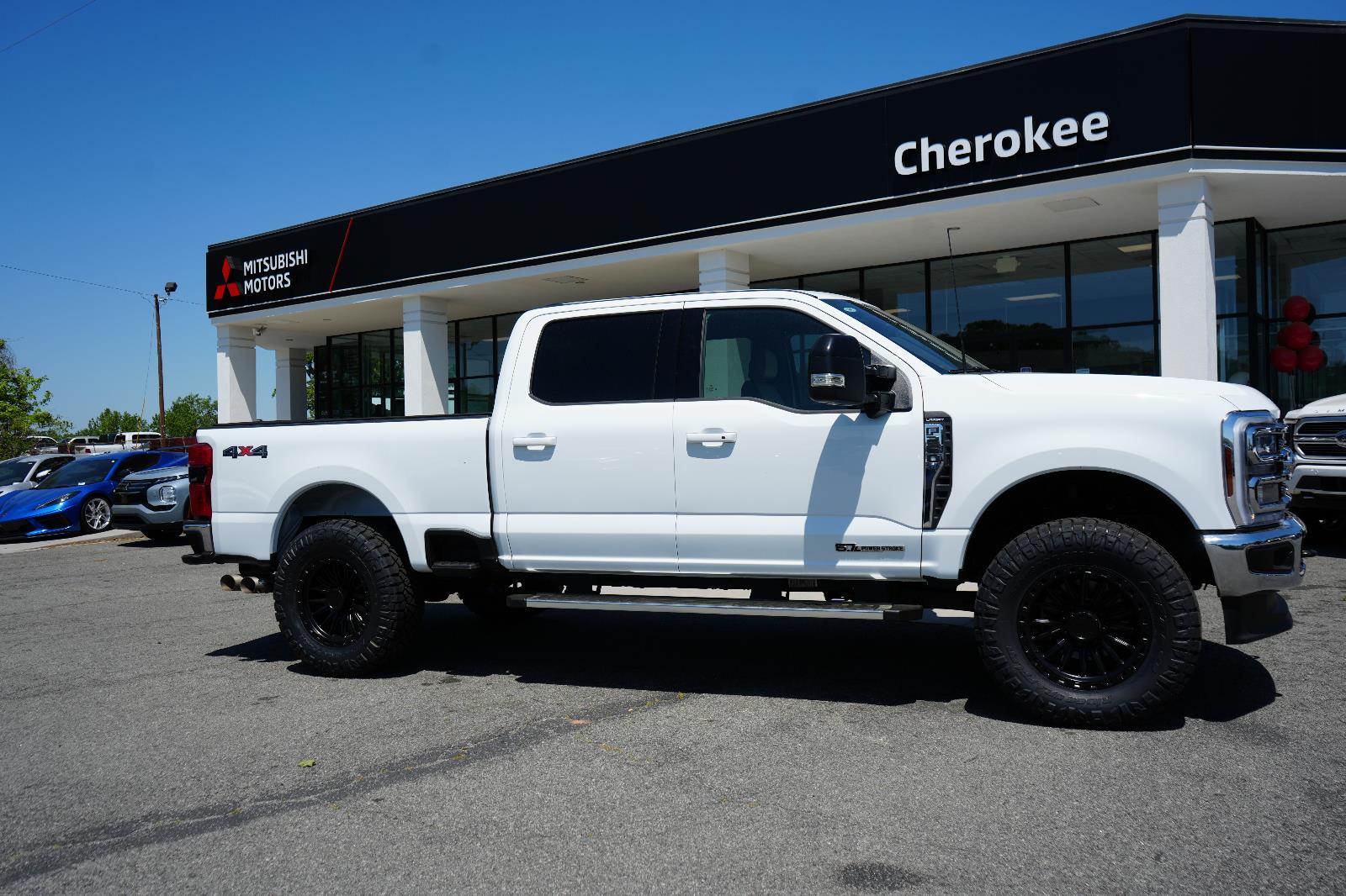 View vehicle photo 6
