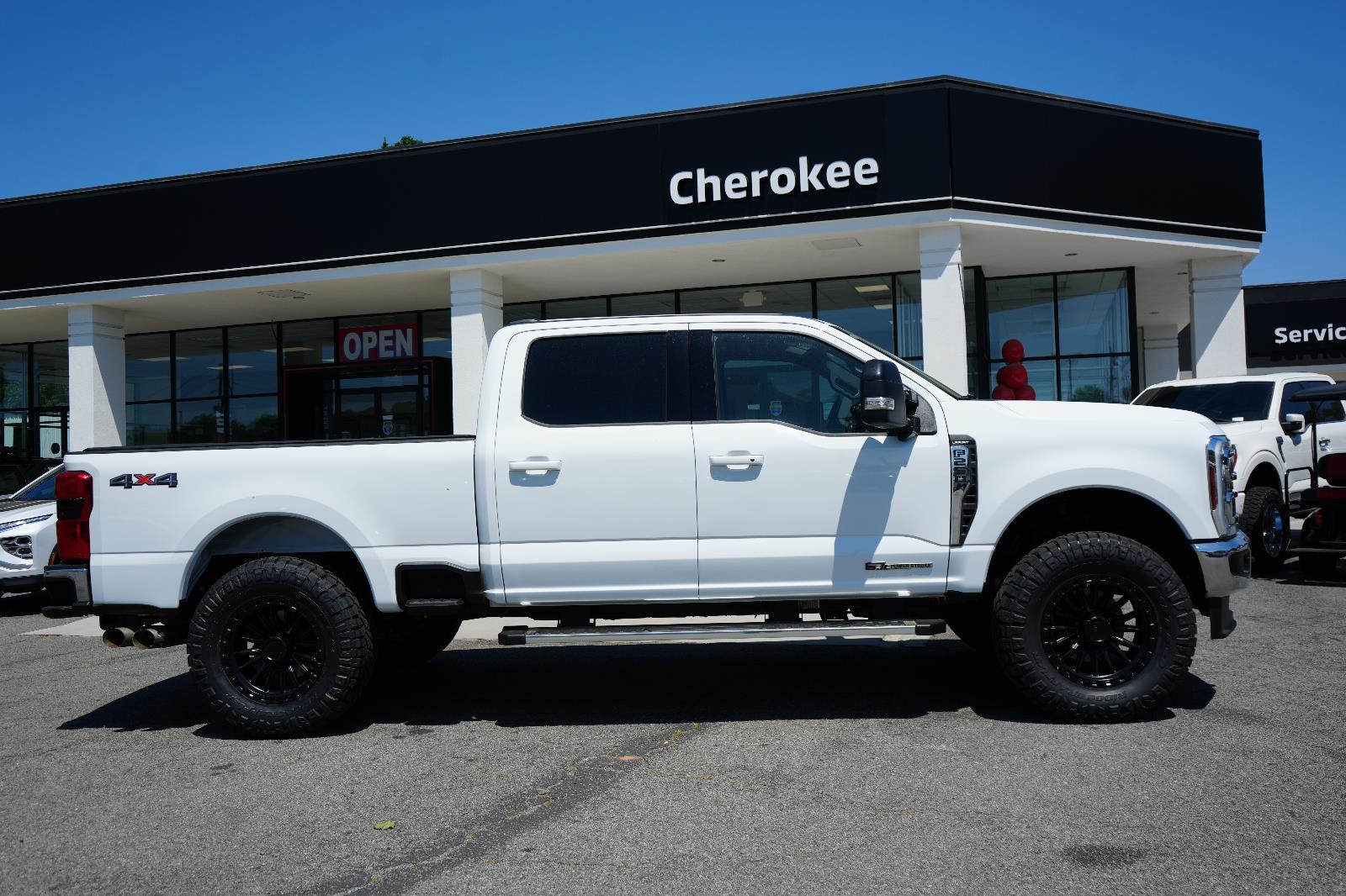 View vehicle photo 7