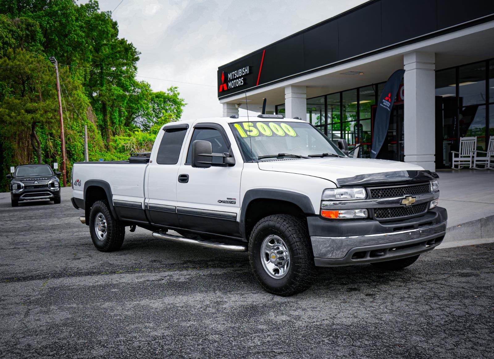 Summit White 2001 Chevrolet Silverado 2500HD LS Extended Cab 4WD Pickup Truck Four-Wheel Drive 5-Speed Automatic
