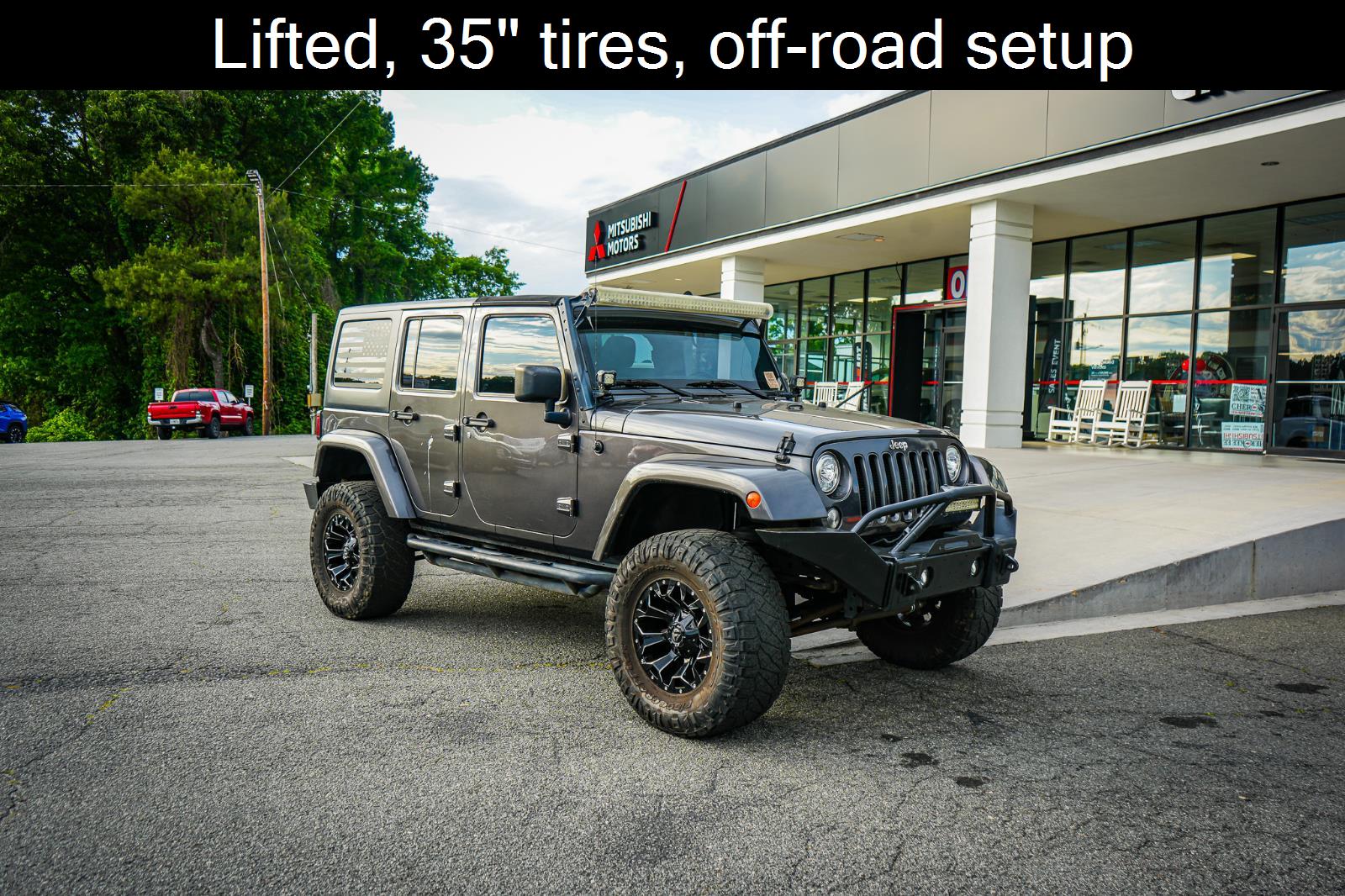 2017 Jeep Wrangler Unlimited Sahara 4WD