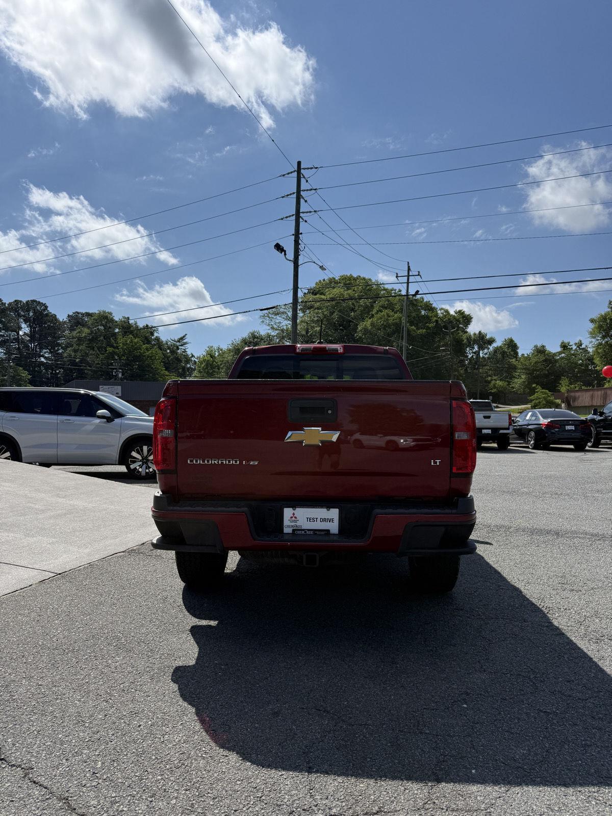 View vehicle photo 6