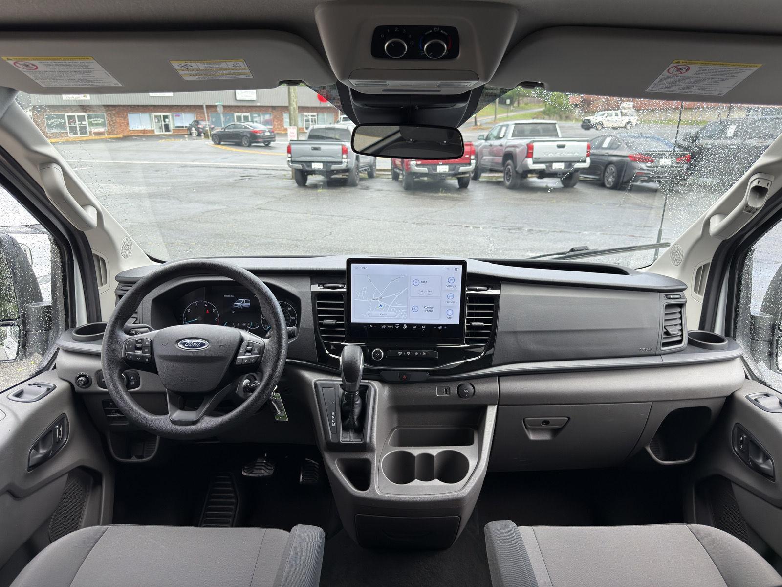 View vehicle photo 5