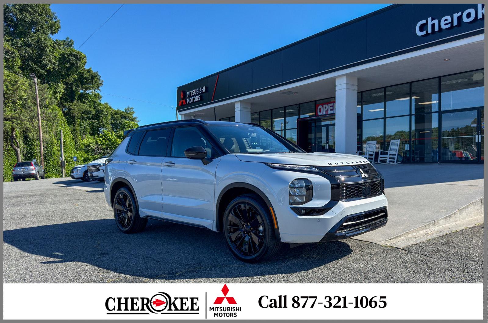White 2026 Mitsubishi Outlander SUV / Crossover Front-Wheel Drive Continuously Variable Transmission