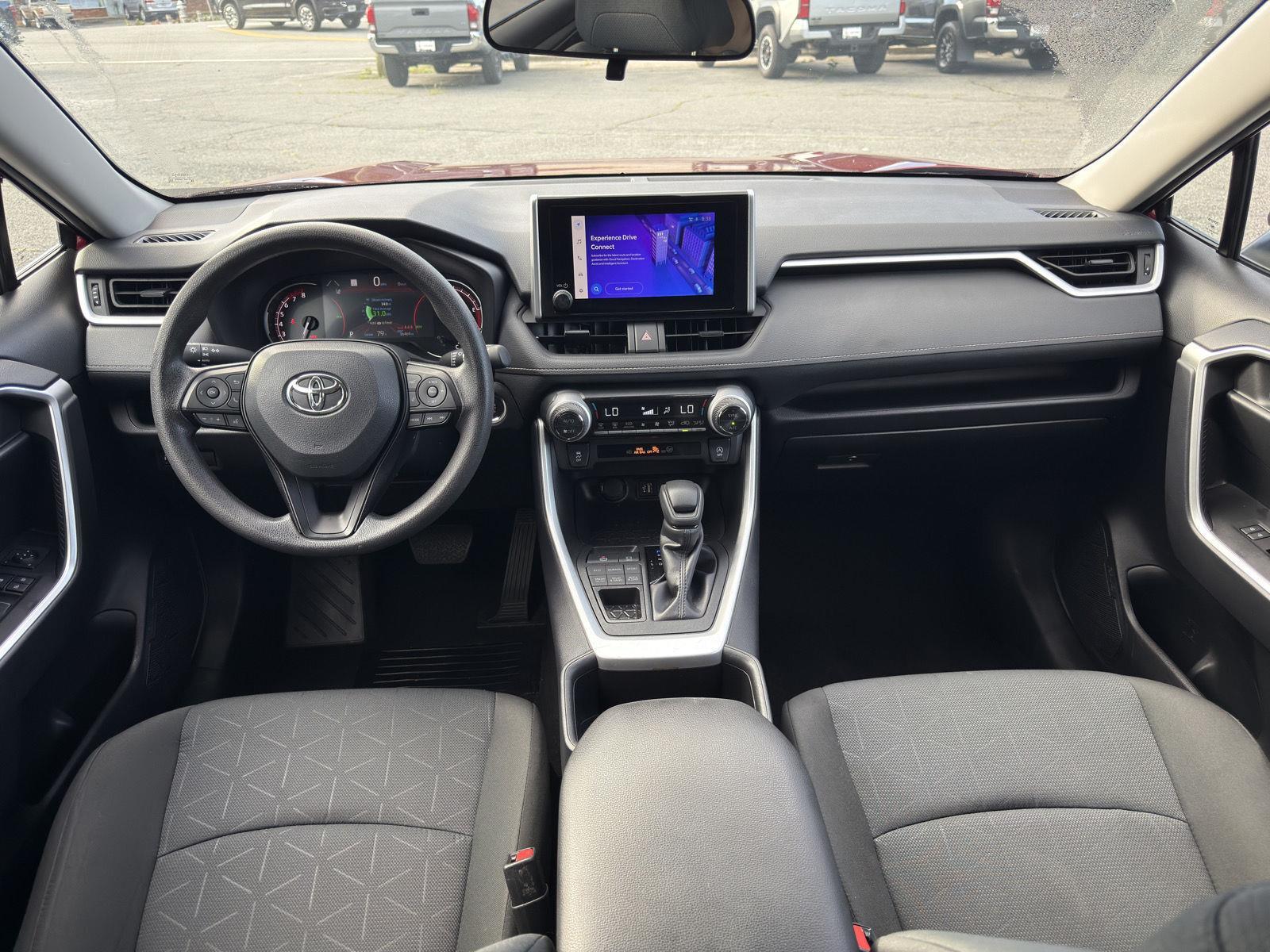 View vehicle photo 4